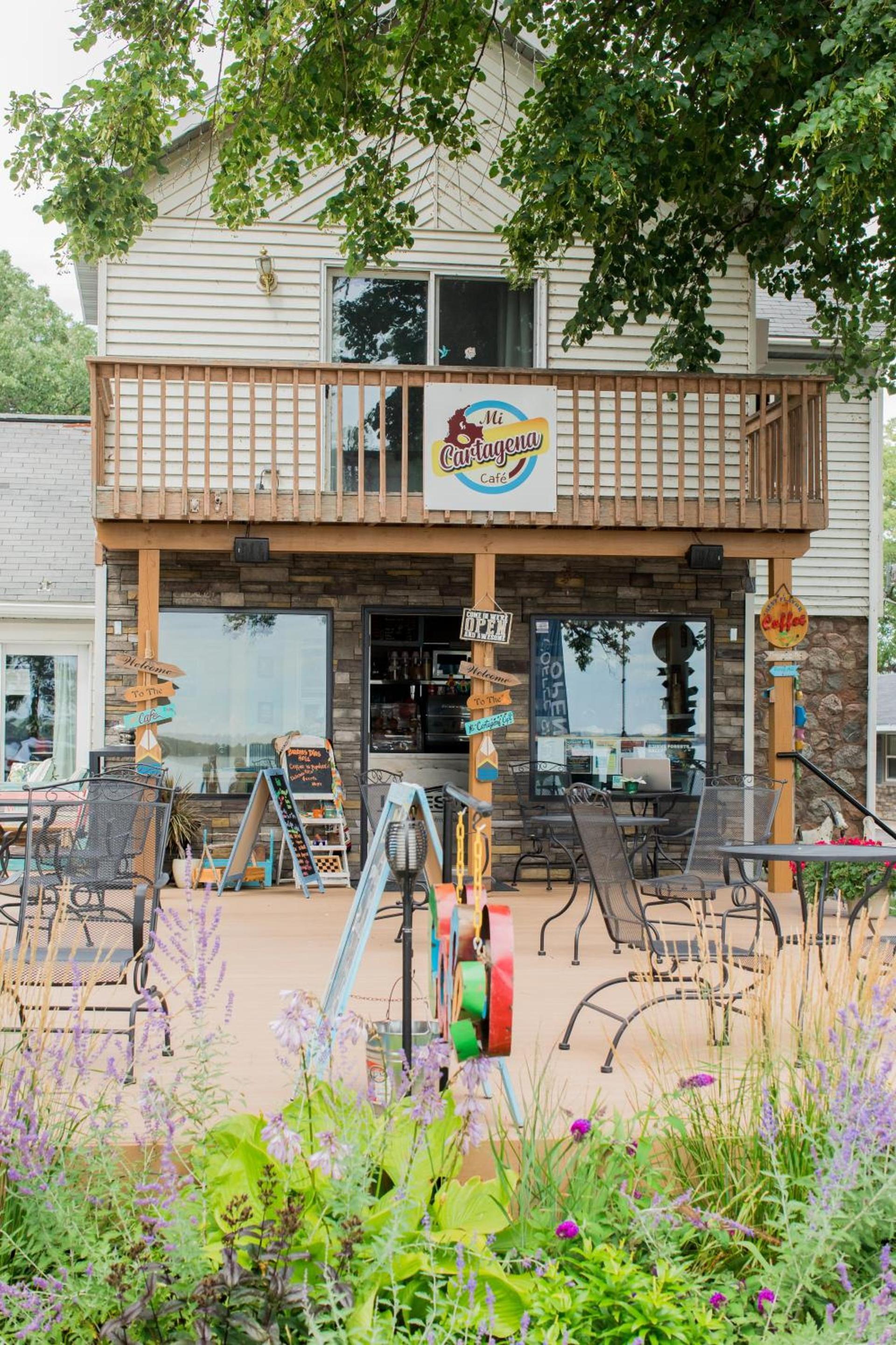 Lakes Inn photo 15