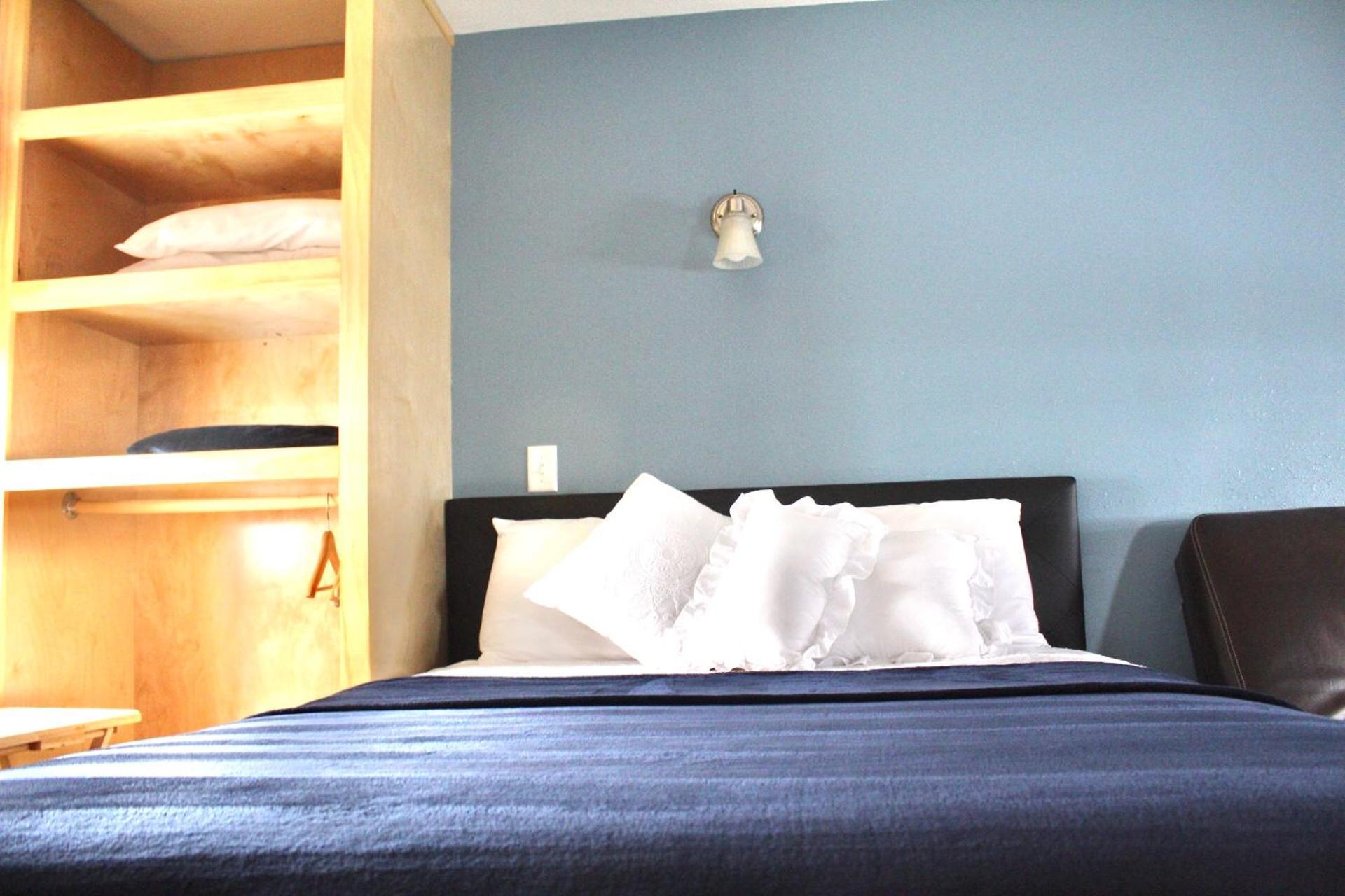 Lakes Inn photo 22