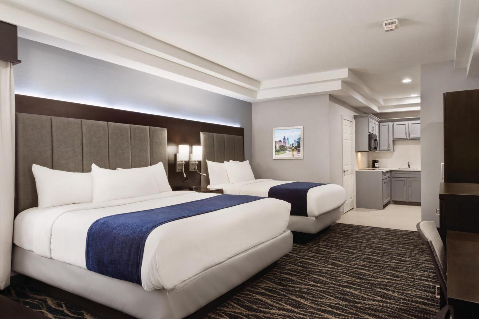 Days Inn & Suites by Wyndham Houston Hobby Airport photo 40