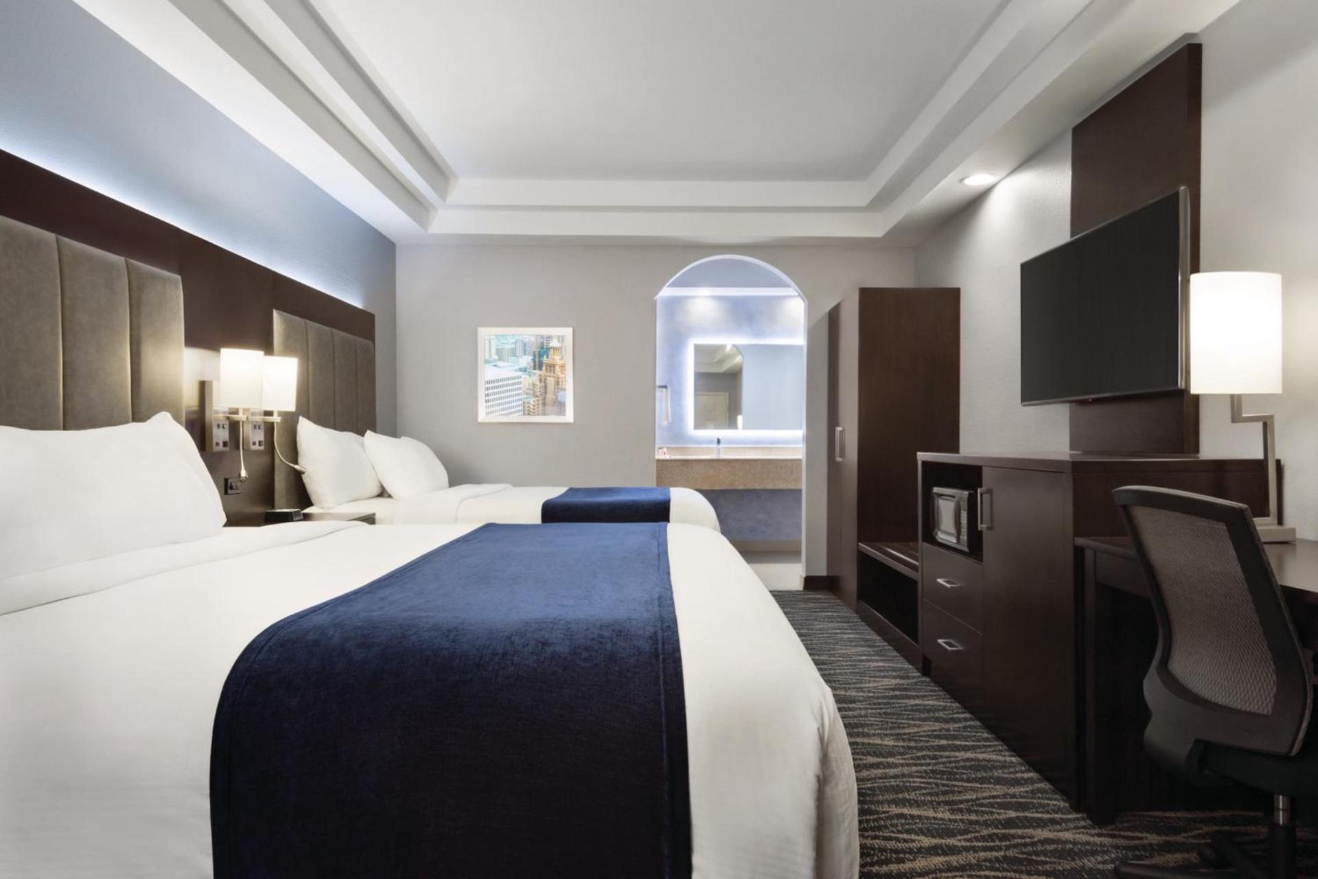 Days Inn & Suites by Wyndham Houston Hobby Airport photo 36