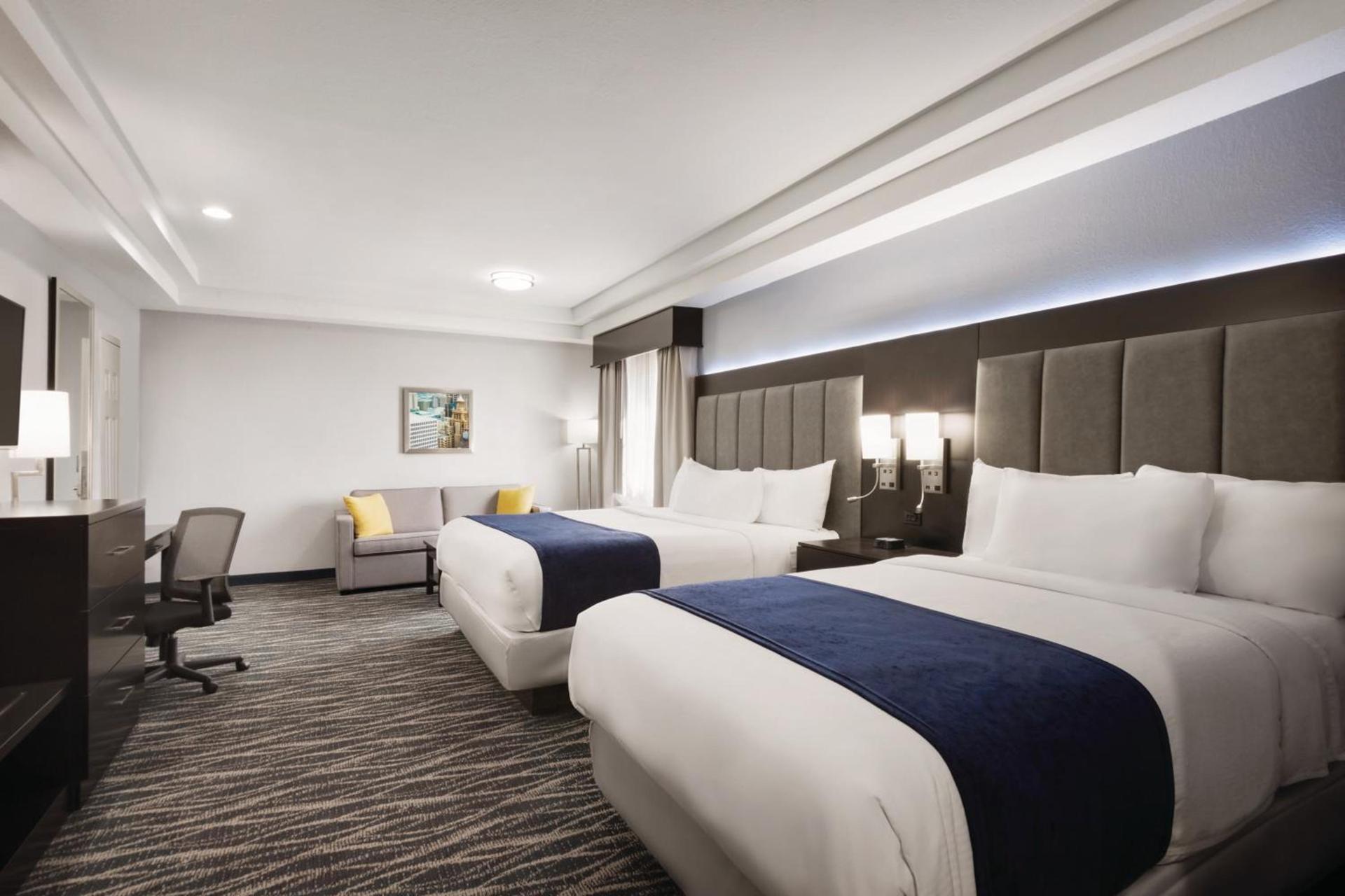 Days Inn & Suites by Wyndham Houston Hobby Airport photo 35