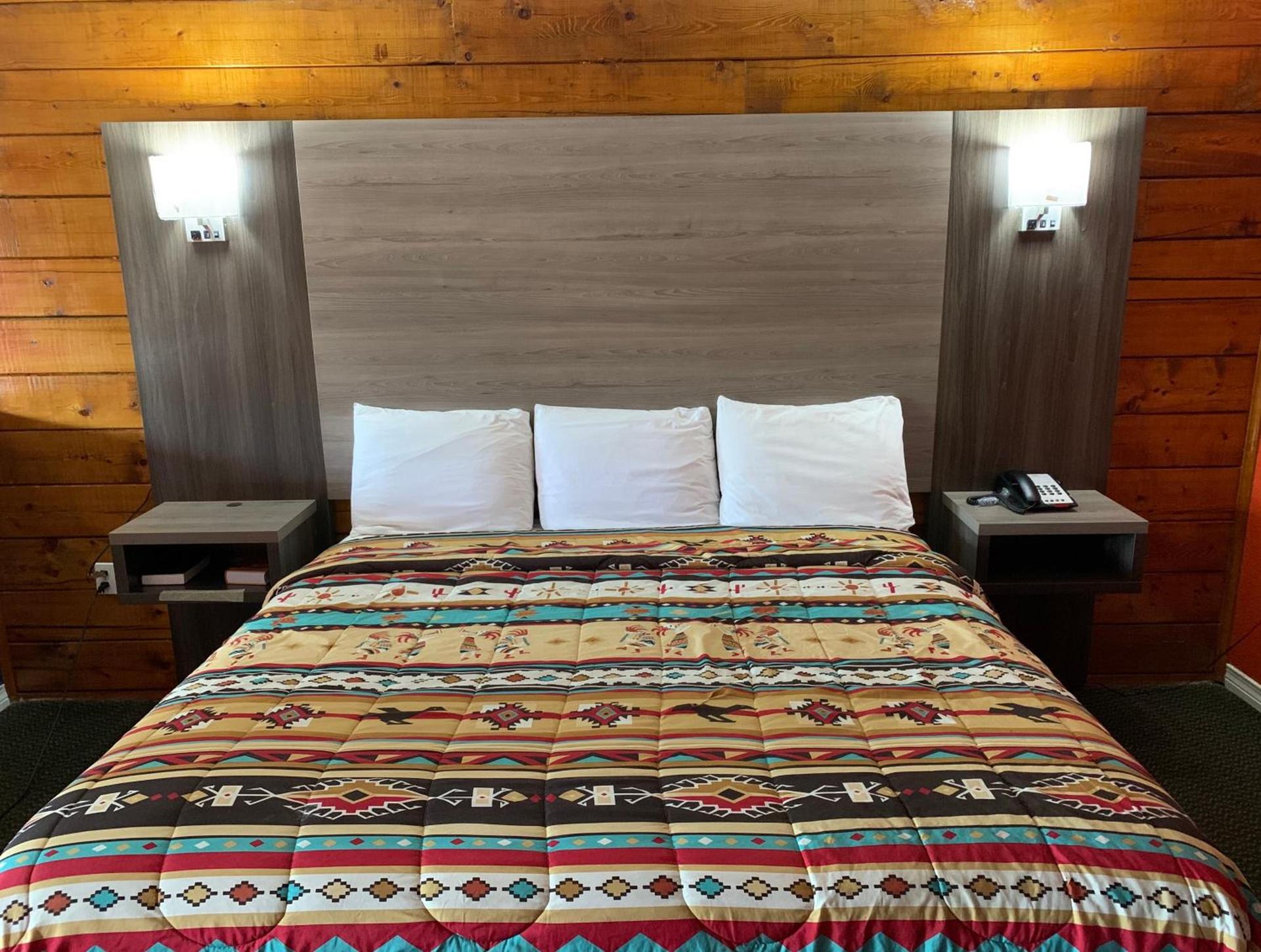 Log Cabin Inn photo 8