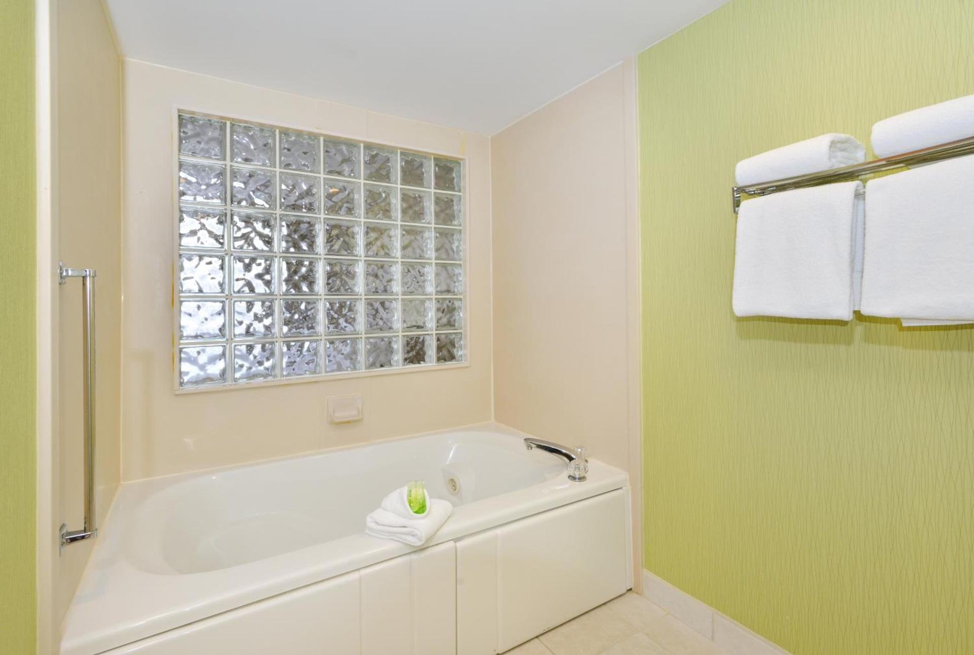 Holiday Inn Express Boone by IHG photo 30