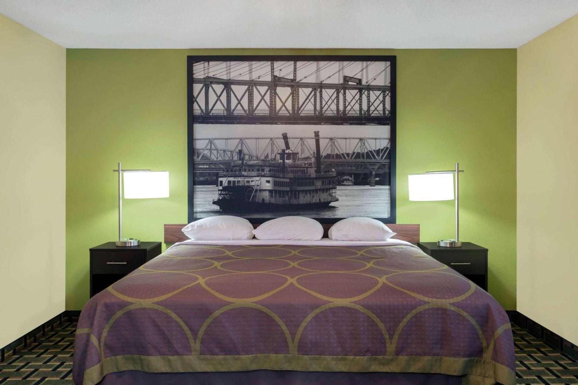 Super 8 by Wyndham Marietta photo 21