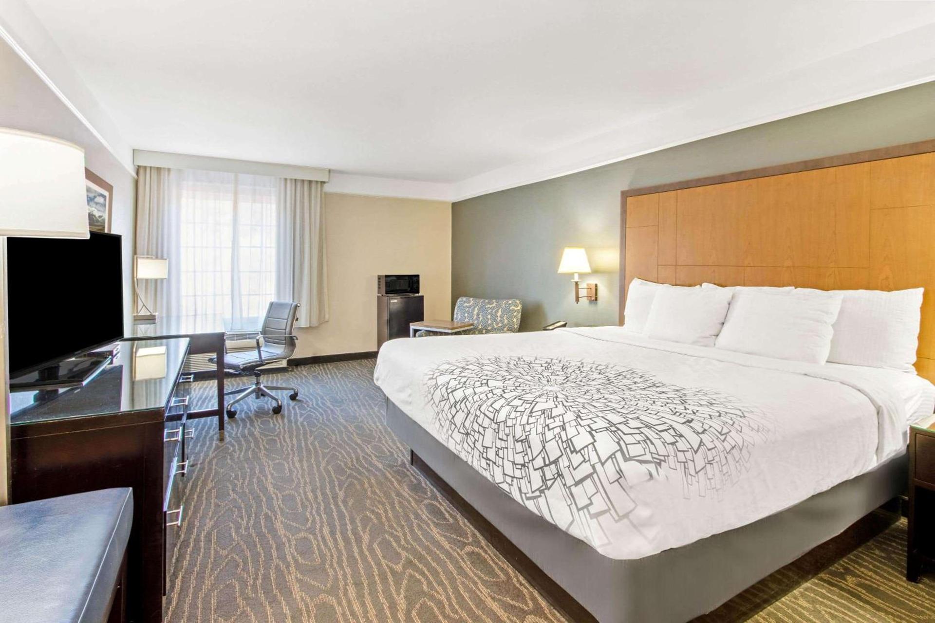 La Quinta by Wyndham Ruidoso Downs photo 29
