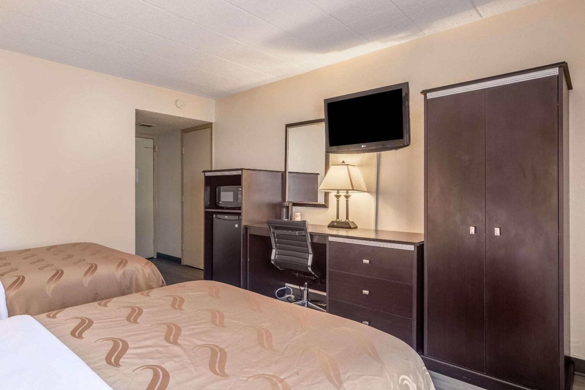 Quality Inn & Suites Indiana South photo 17