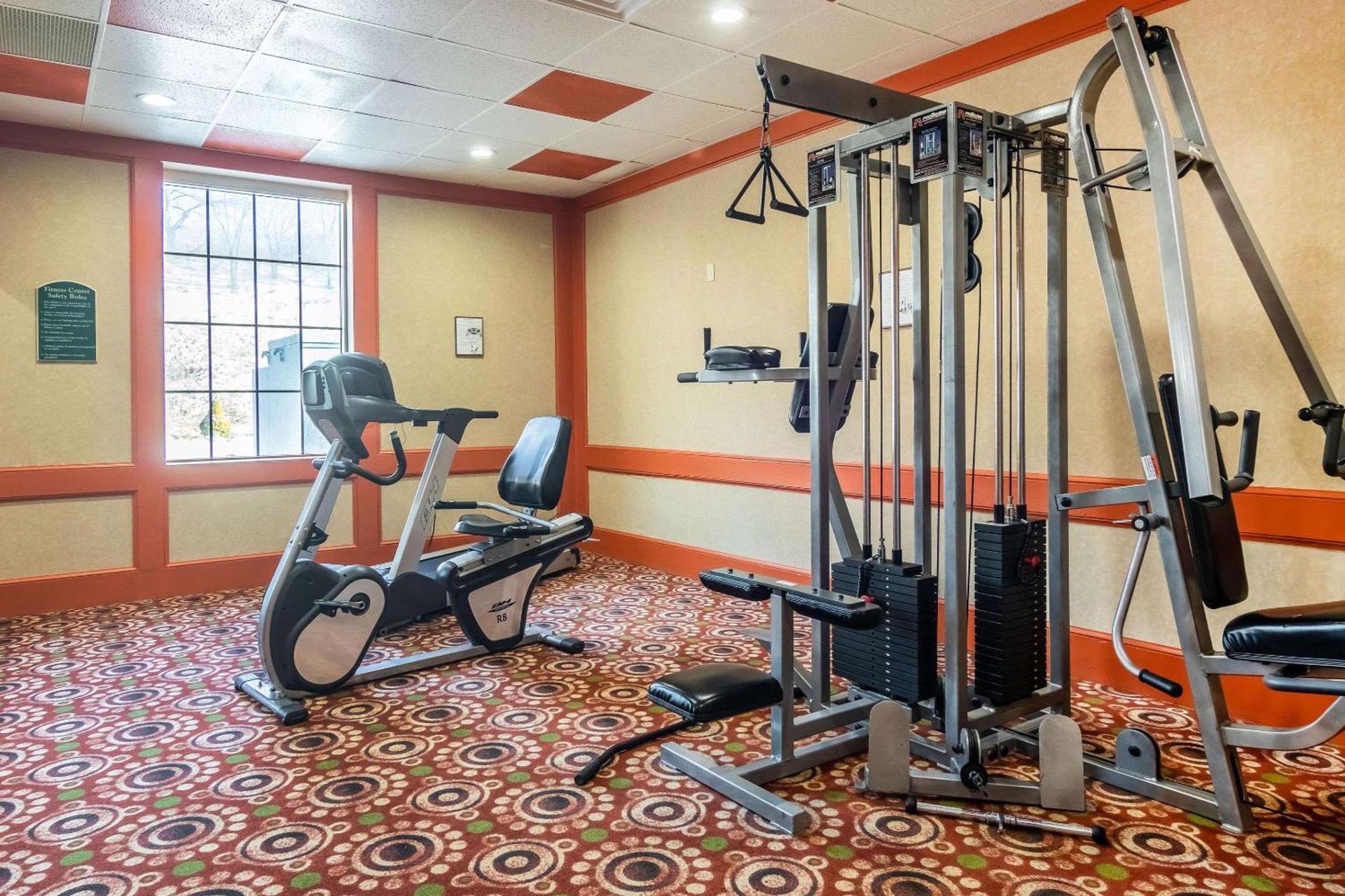 Quality Inn & Suites Indiana South photo 27