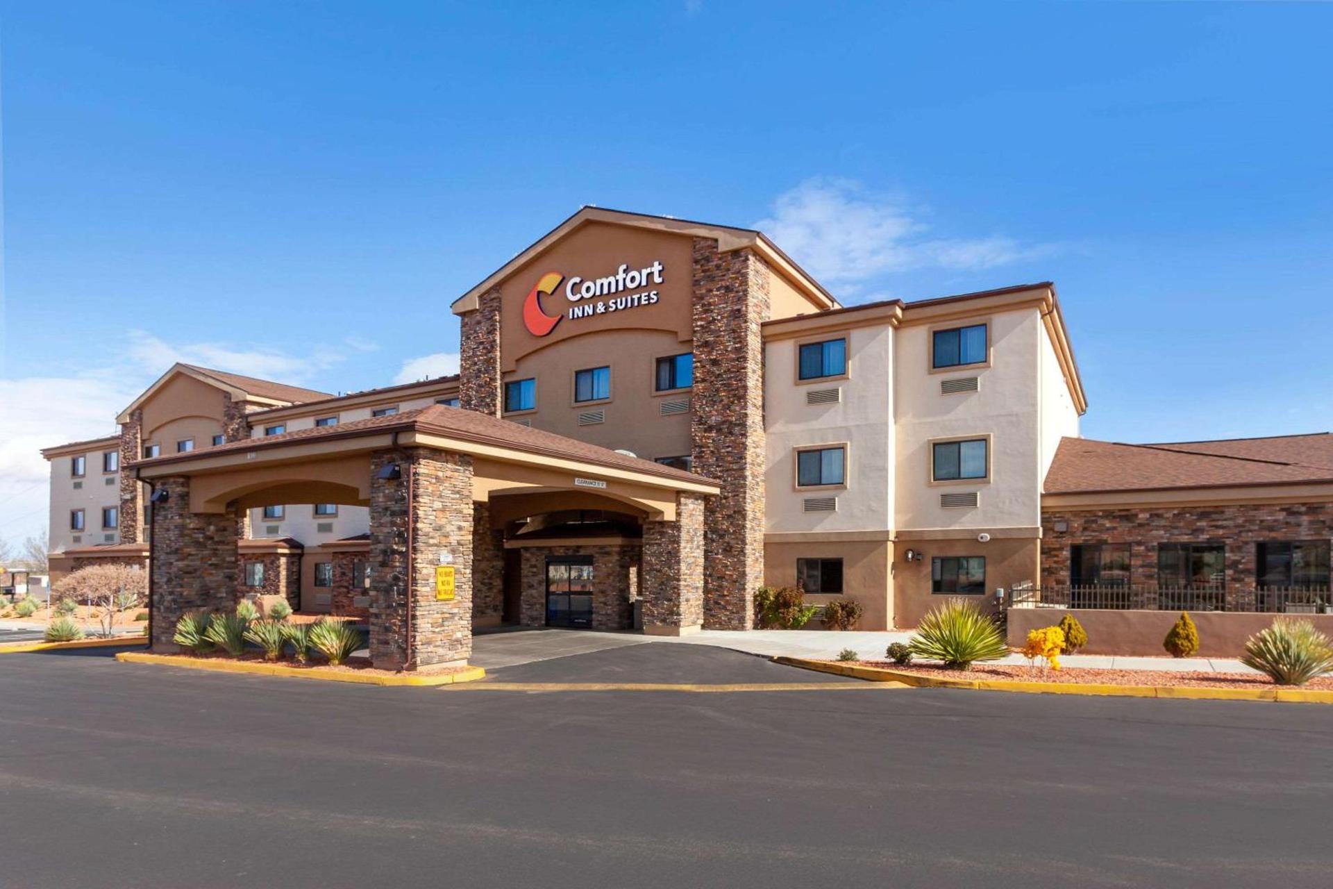 Comfort Inn & Suites Page at Lake Powell photo 4
