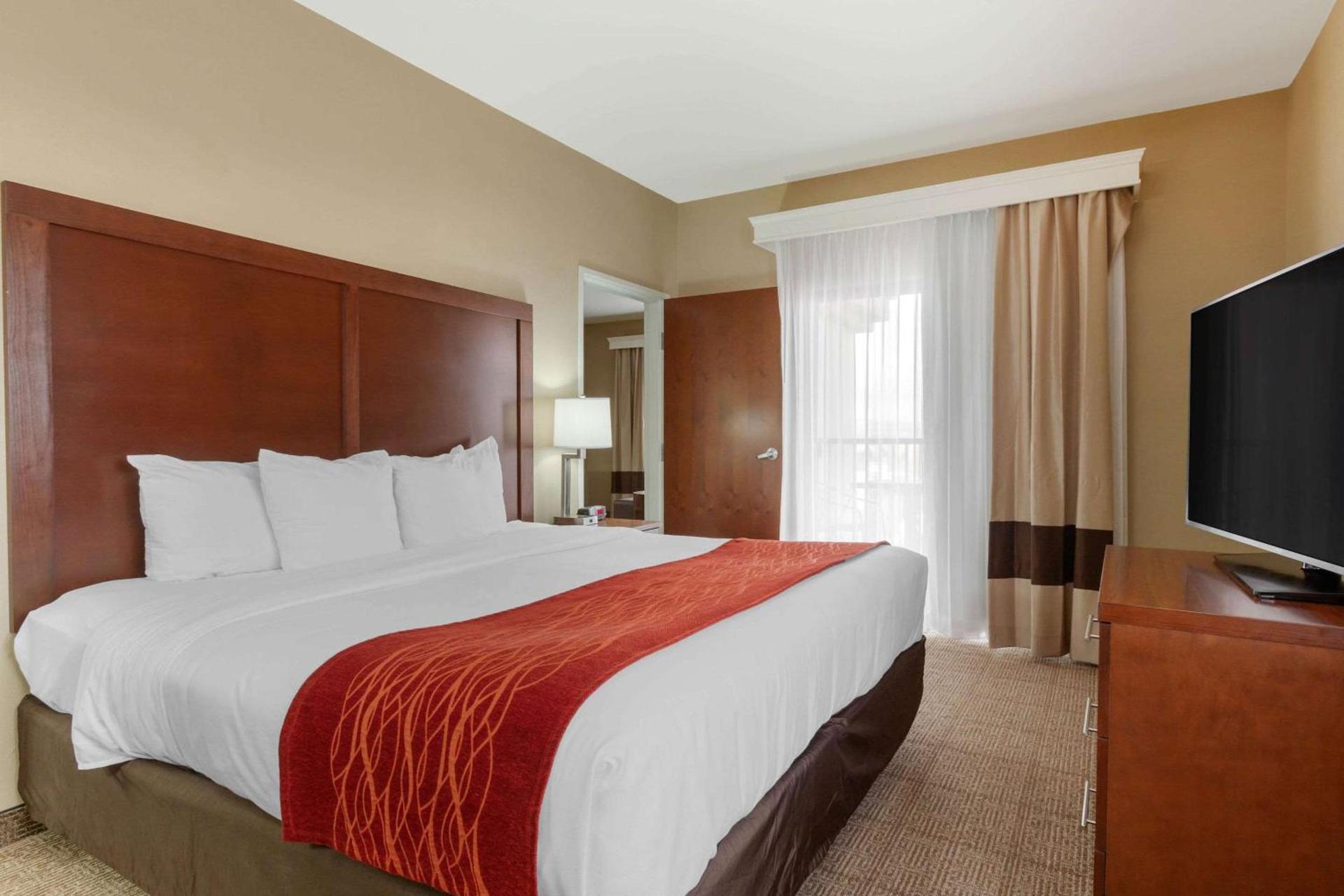 Comfort Inn & Suites Page at Lake Powell photo 25
