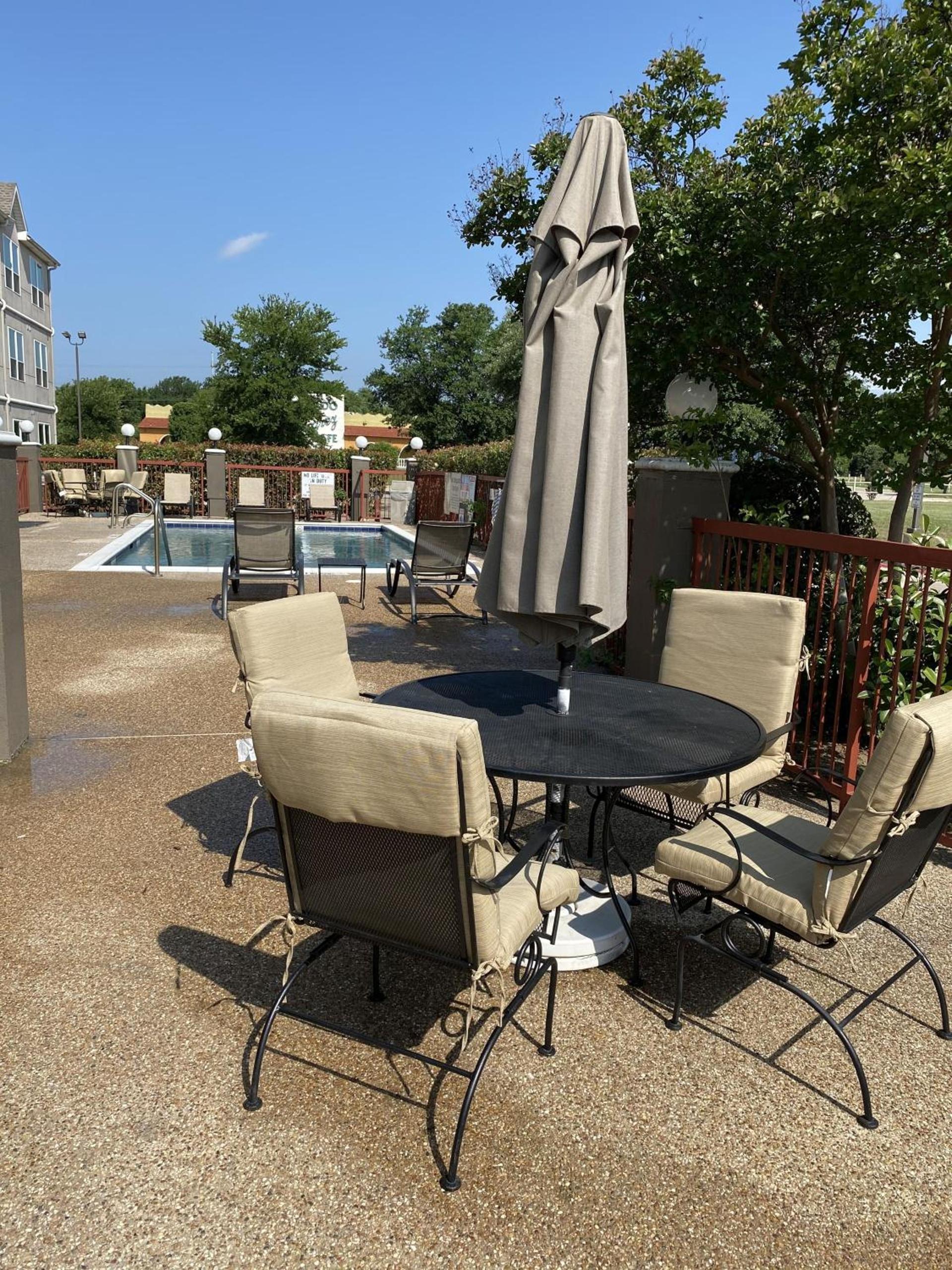 Country Inn & Suites by Radisson, Fort Worth, TX photo 11
