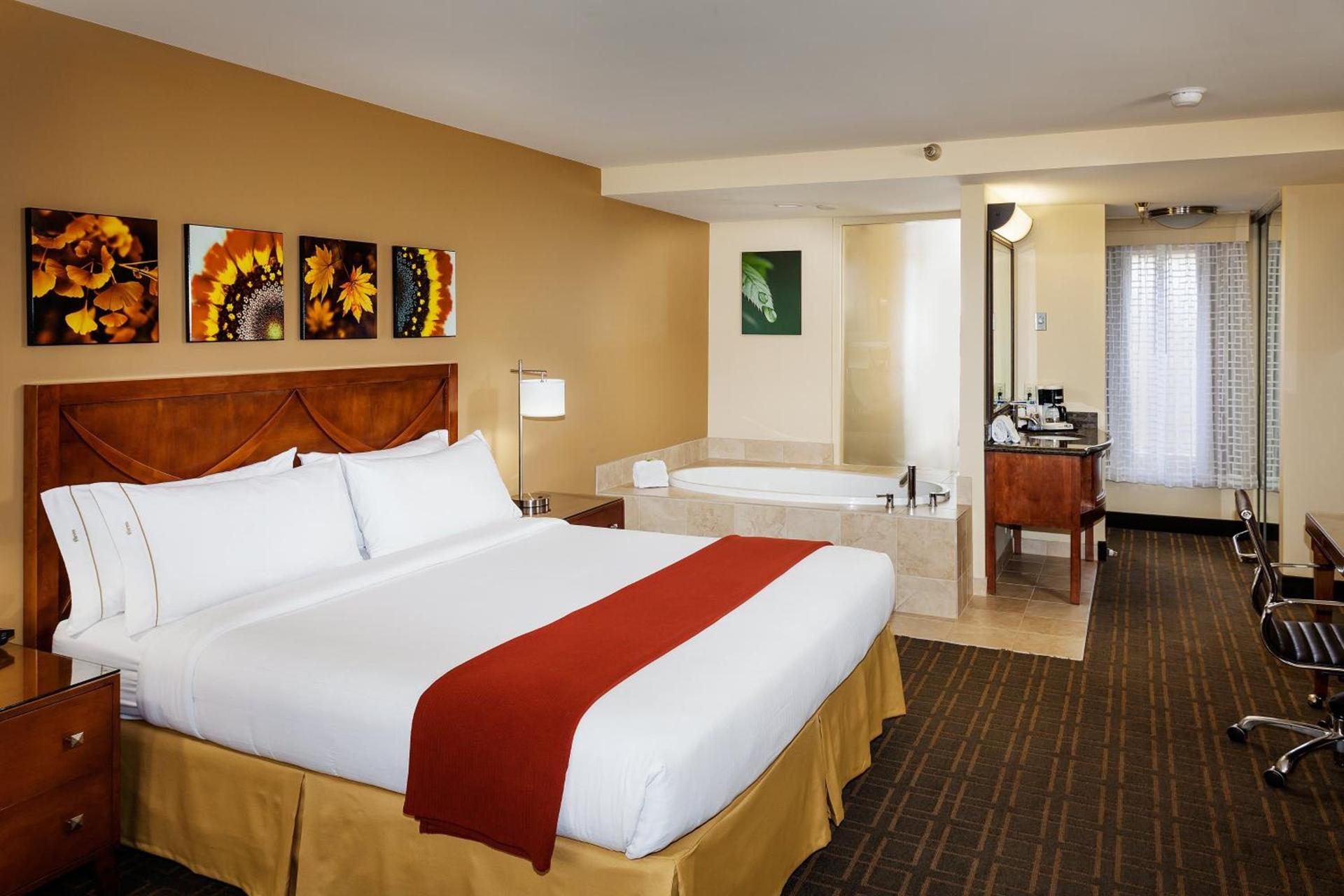 Holiday Inn Express Simi Valley by IHG photo 18