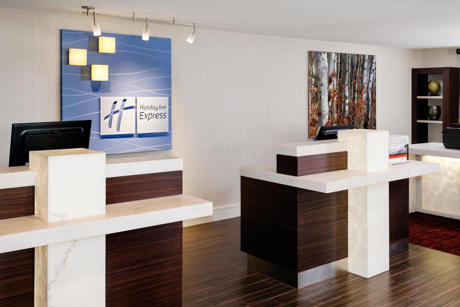 Holiday Inn Express Simi Valley by IHG photo 23