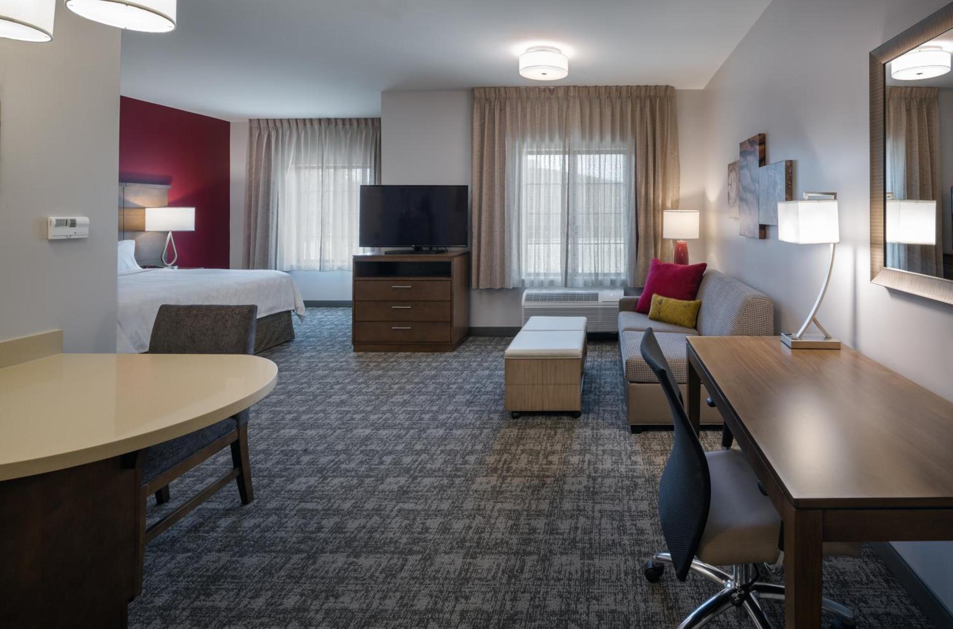 Staybridge Suites - Phoenix – Biltmore Area by IHG photo 4