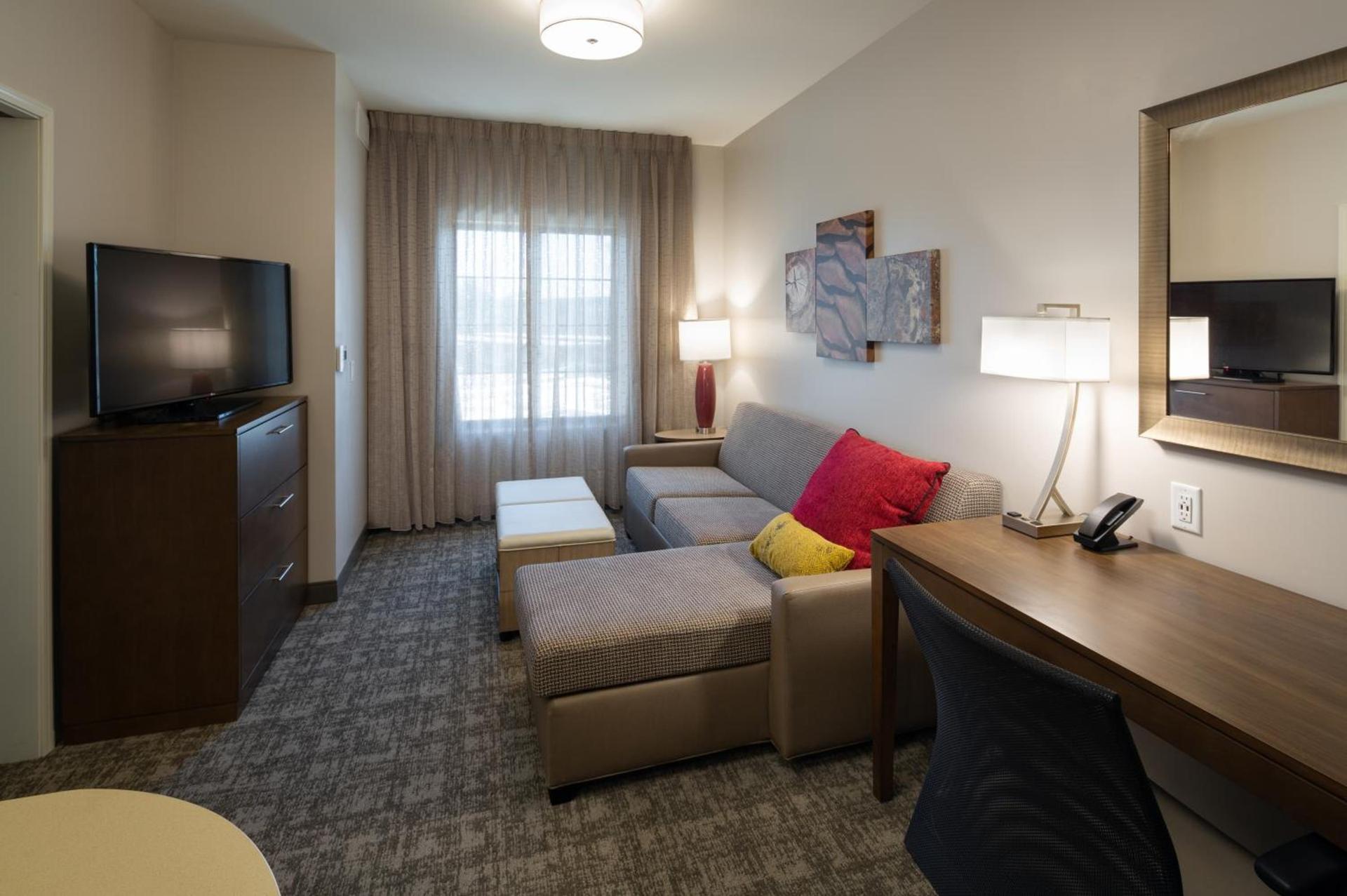 Staybridge Suites - Phoenix – Biltmore Area by IHG photo 7
