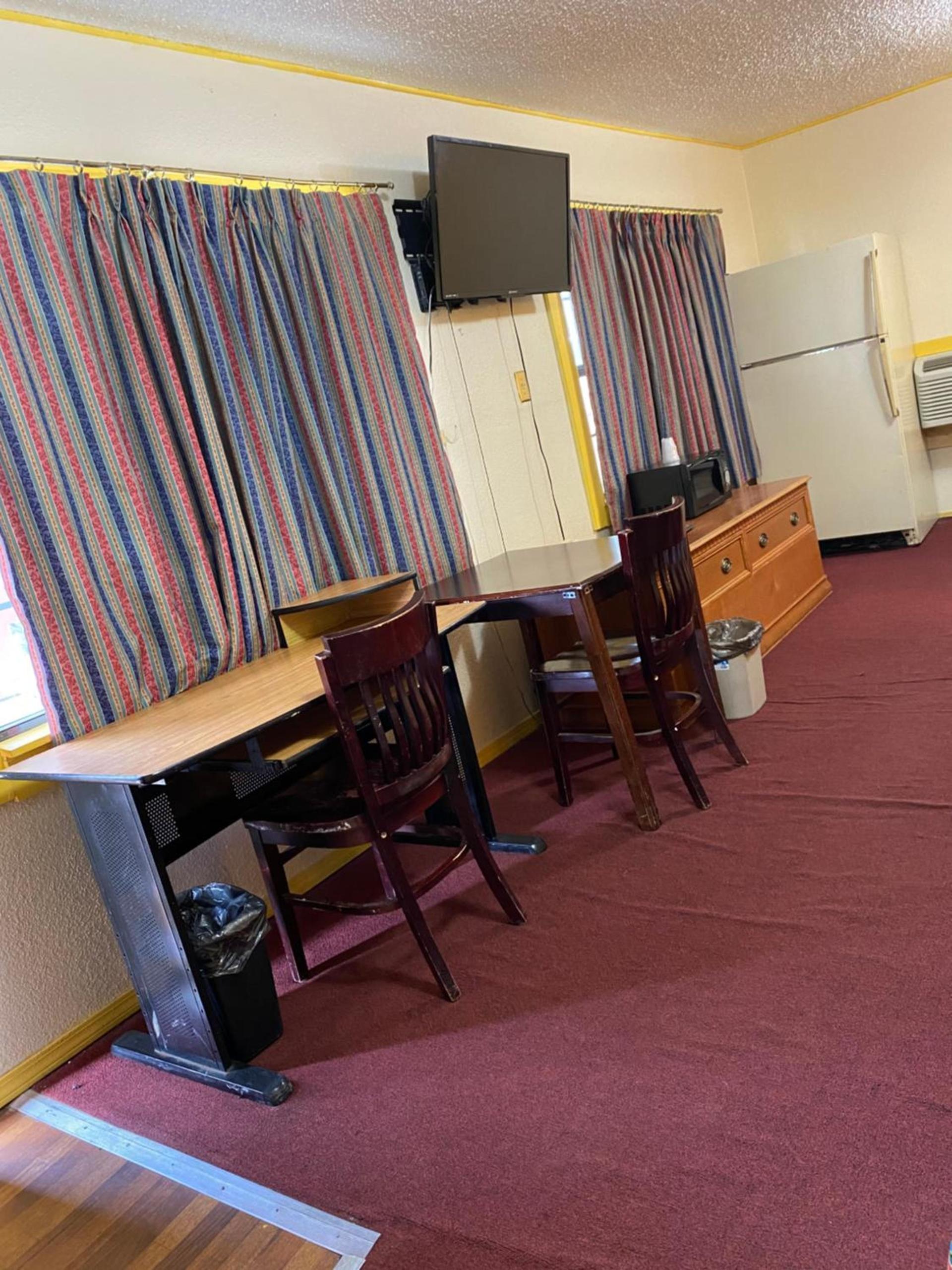 Madill Inn photo 4