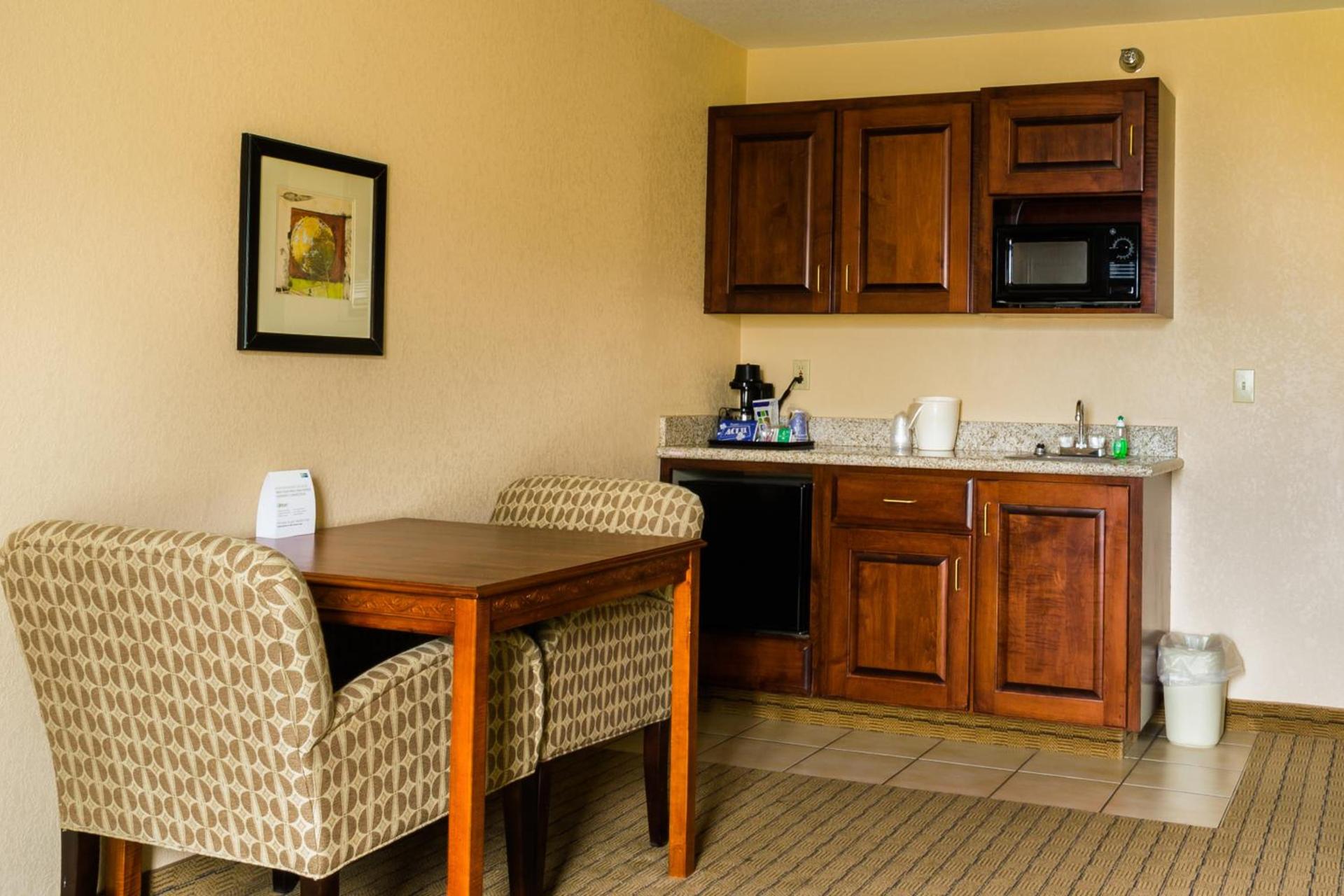 Holiday Inn Express Hotel & Suites Acme-Traverse City by IHG photo 32