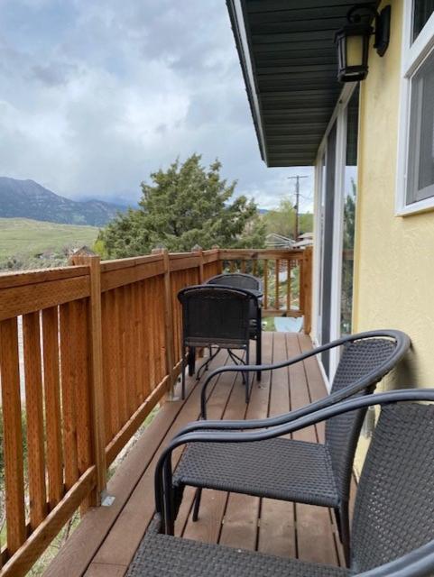 Yellowstone Riverside Cottages photo 6