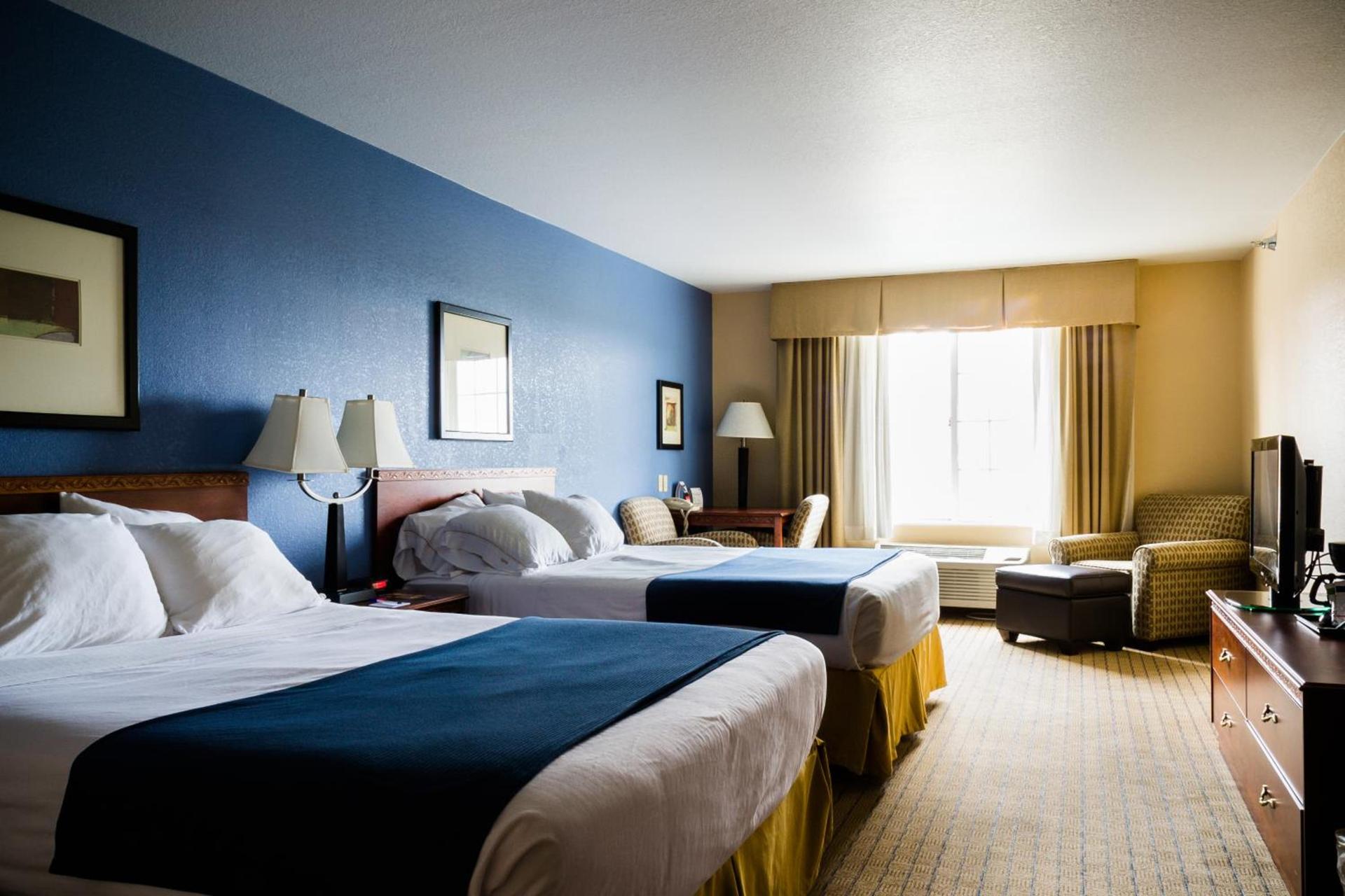 Holiday Inn Express Hotel & Suites Acme-Traverse City by IHG photo 24