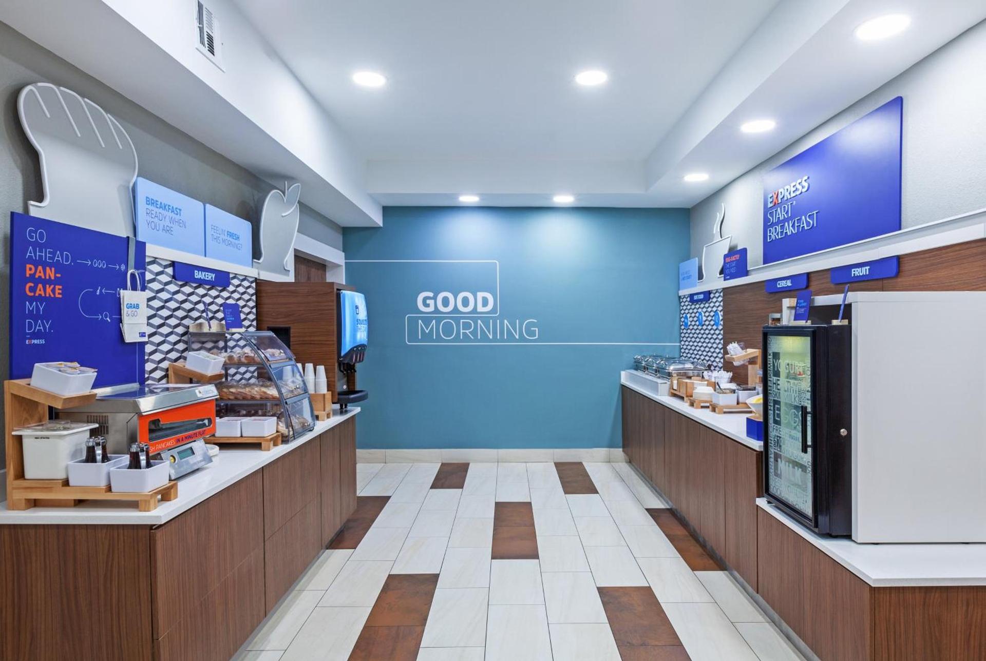 Holiday Inn Express New Orleans East by IHG photo 12