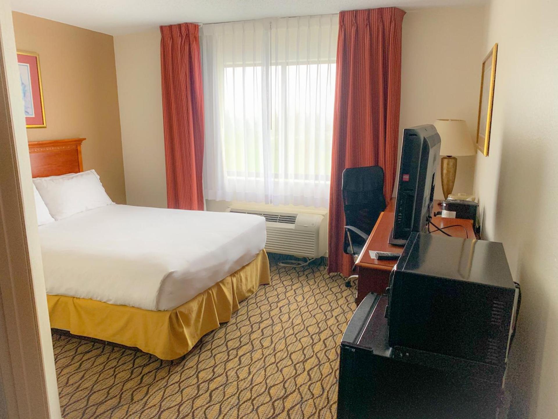 Baymont by Wyndham Chelsea photo 16