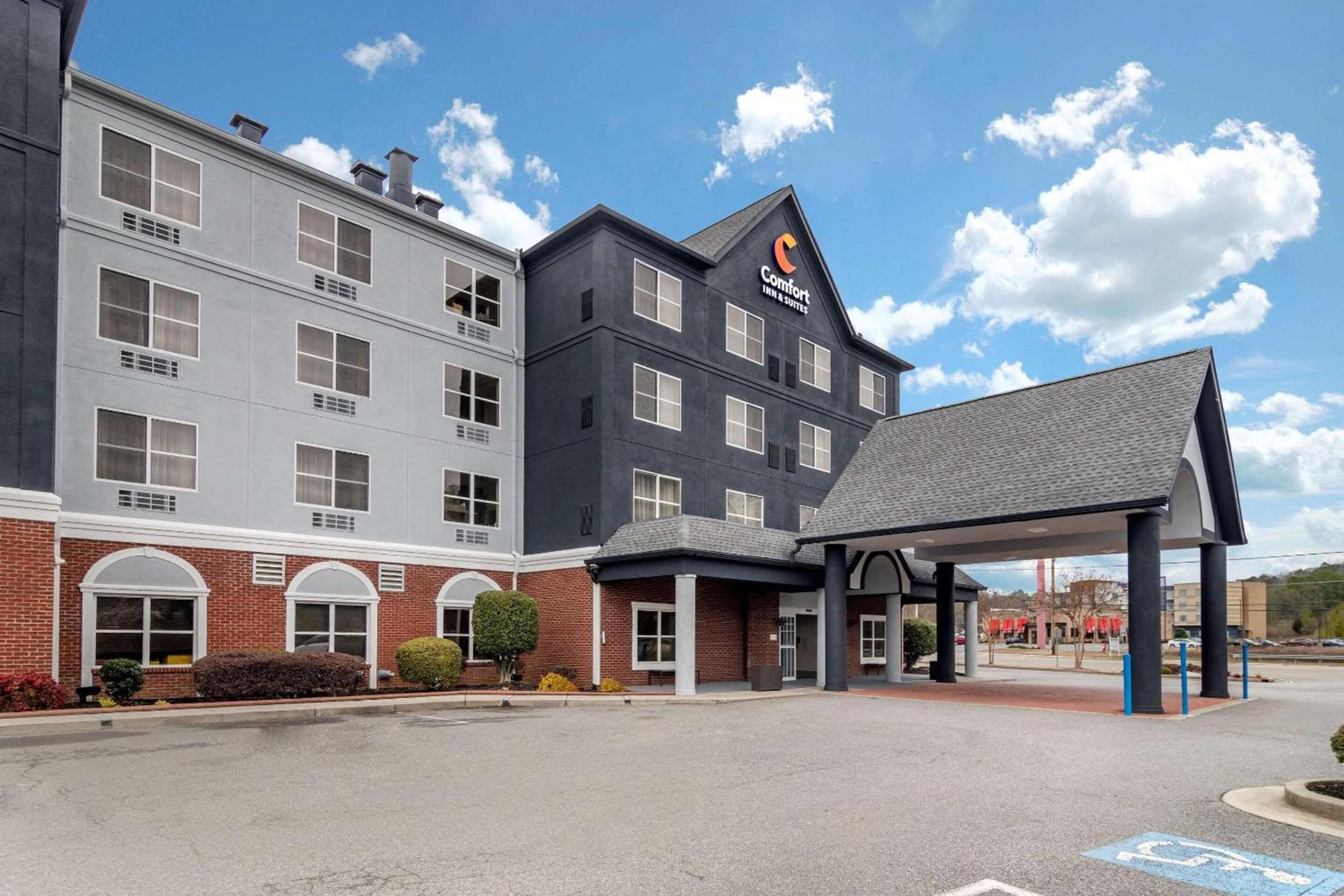 Comfort Inn & Suites Calhoun South photo 12