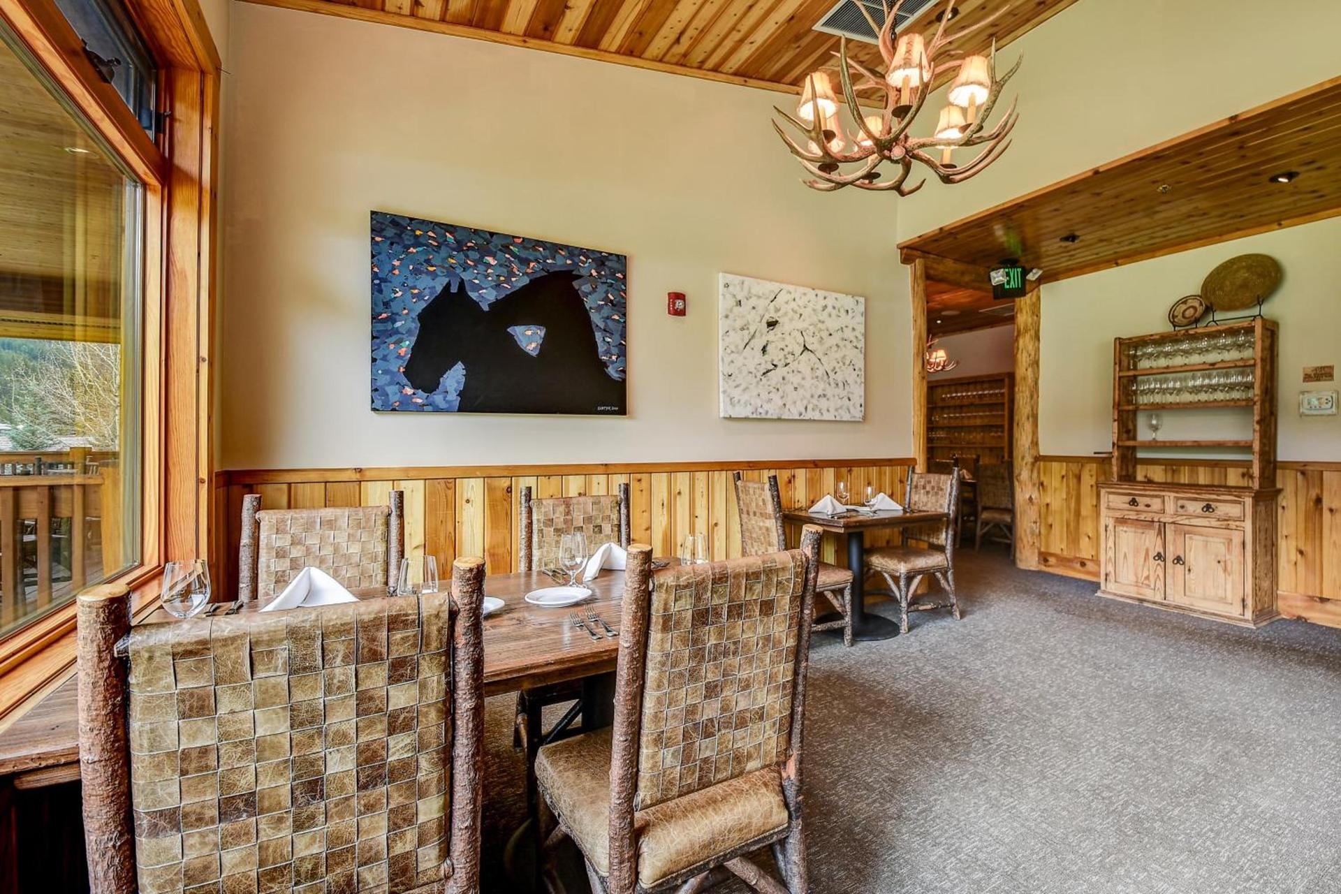 Rainbow Ranch Lodge photo 35