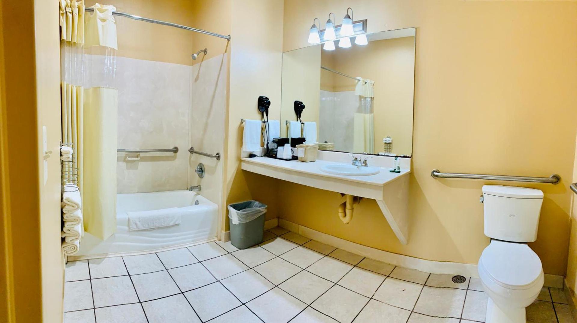 Weston Inn & Suites photo 24