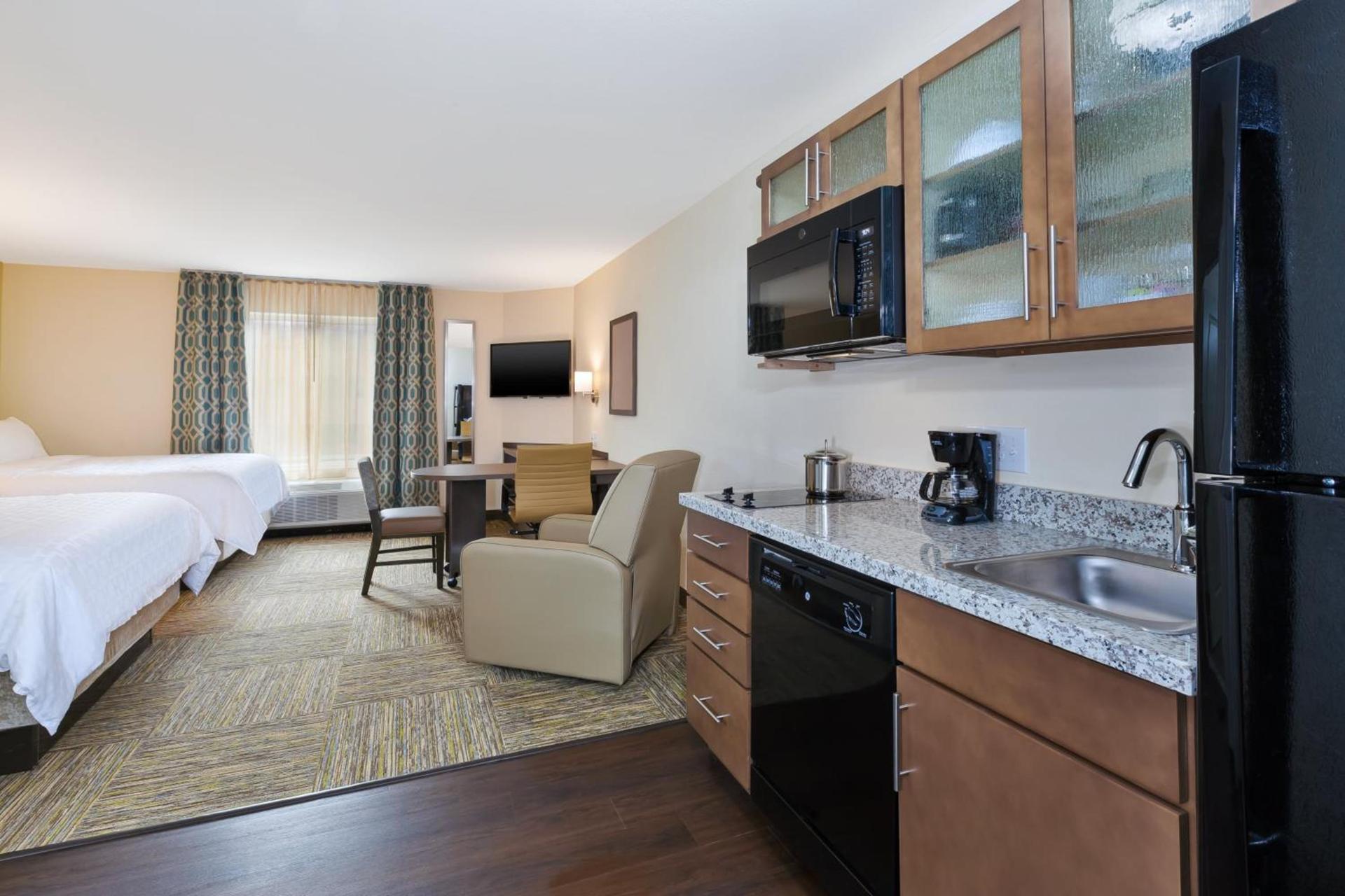 Candlewood Suites Louisville - NE Downtown Area by IHG photo 38