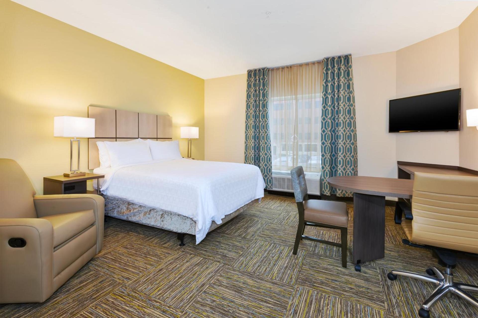 Candlewood Suites Louisville - NE Downtown Area by IHG photo 55