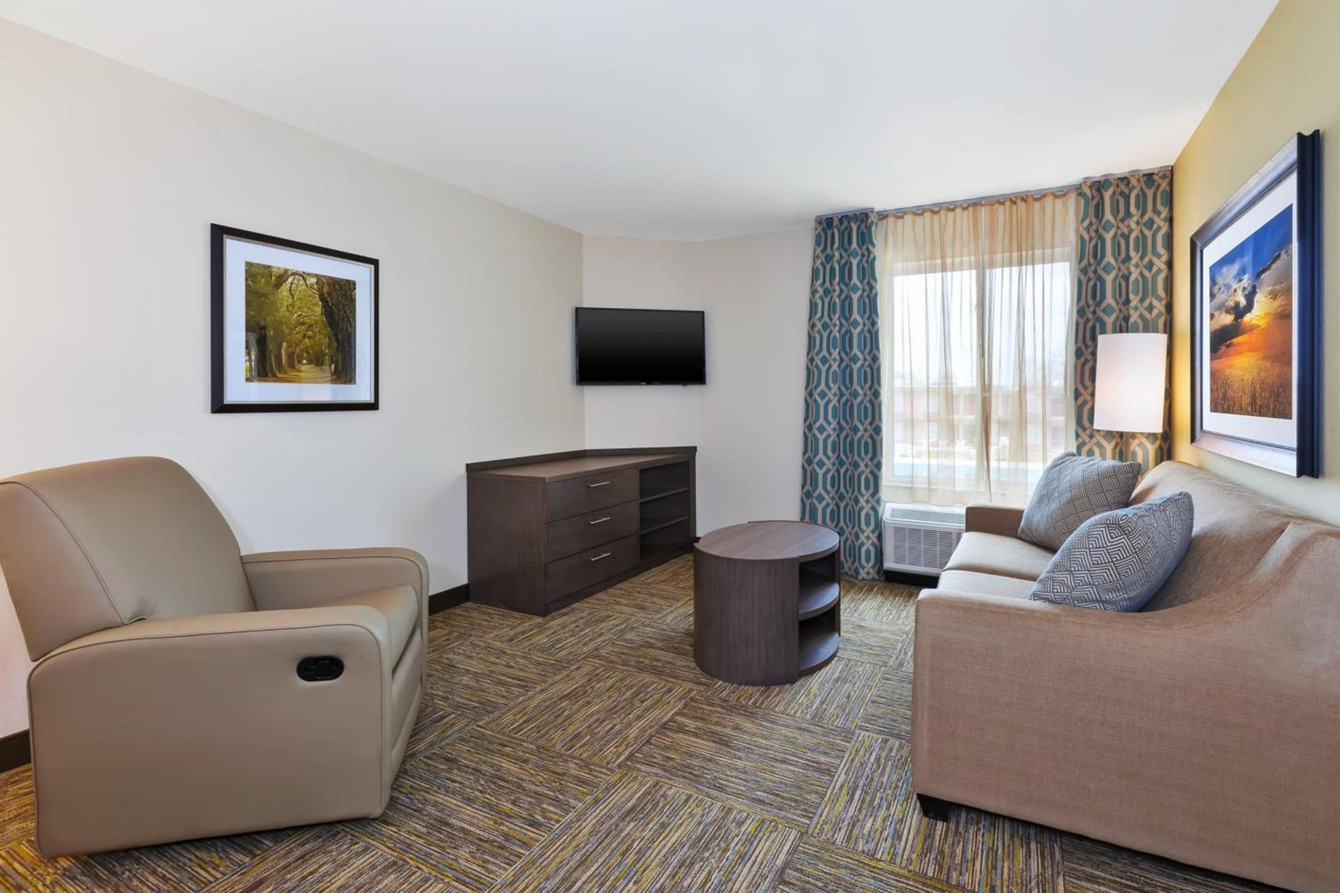 Candlewood Suites Louisville - NE Downtown Area by IHG photo 47