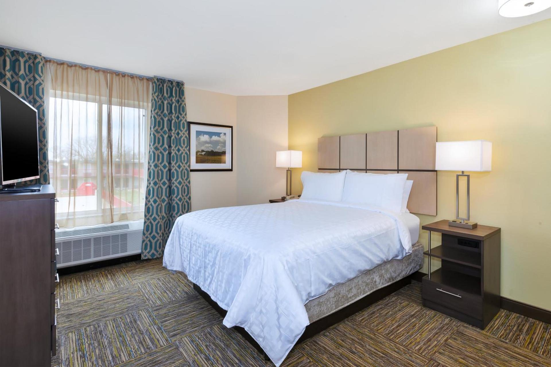 Candlewood Suites Louisville - NE Downtown Area by IHG photo 41