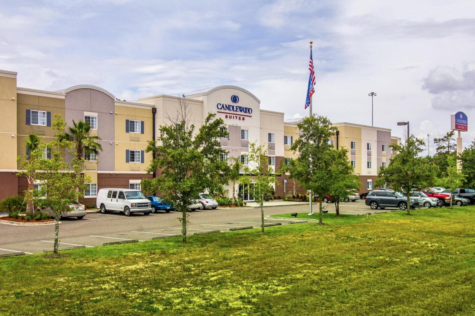 Candlewood Suites Jacksonville East Merril Road by IHG photo 37