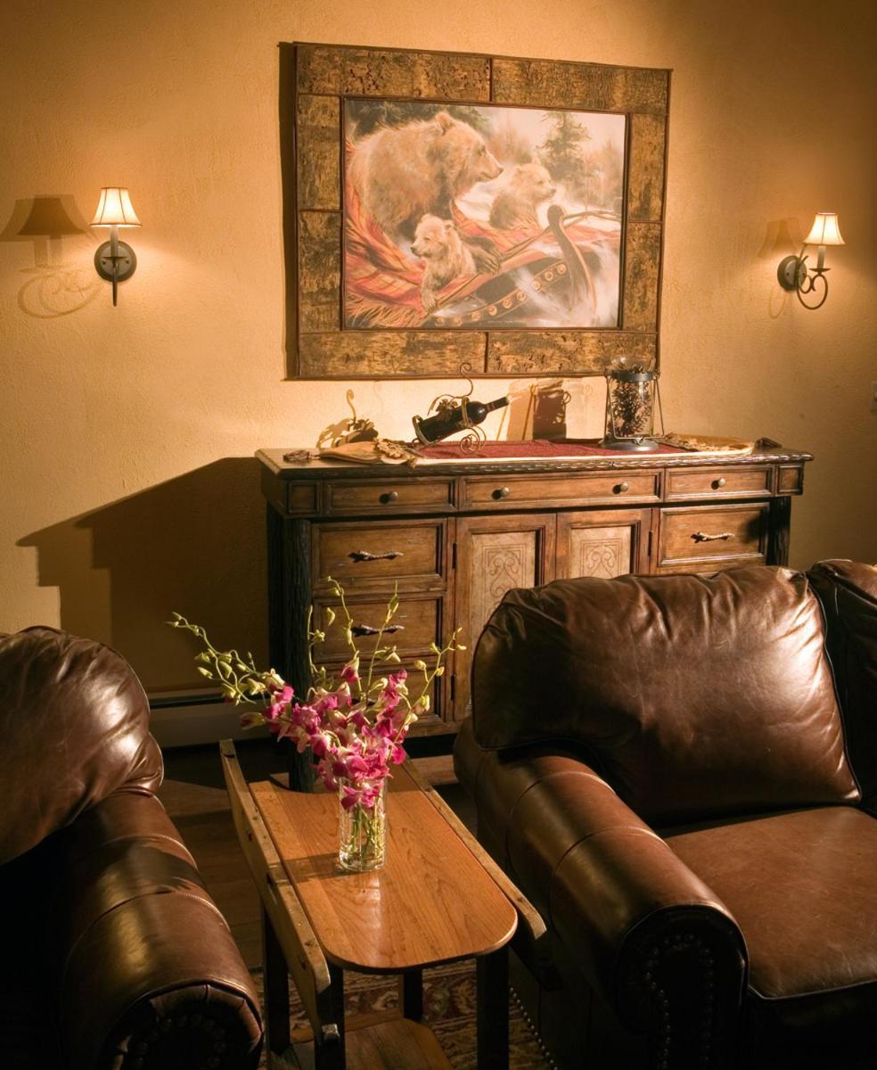 Alpine Village Suites photo 43