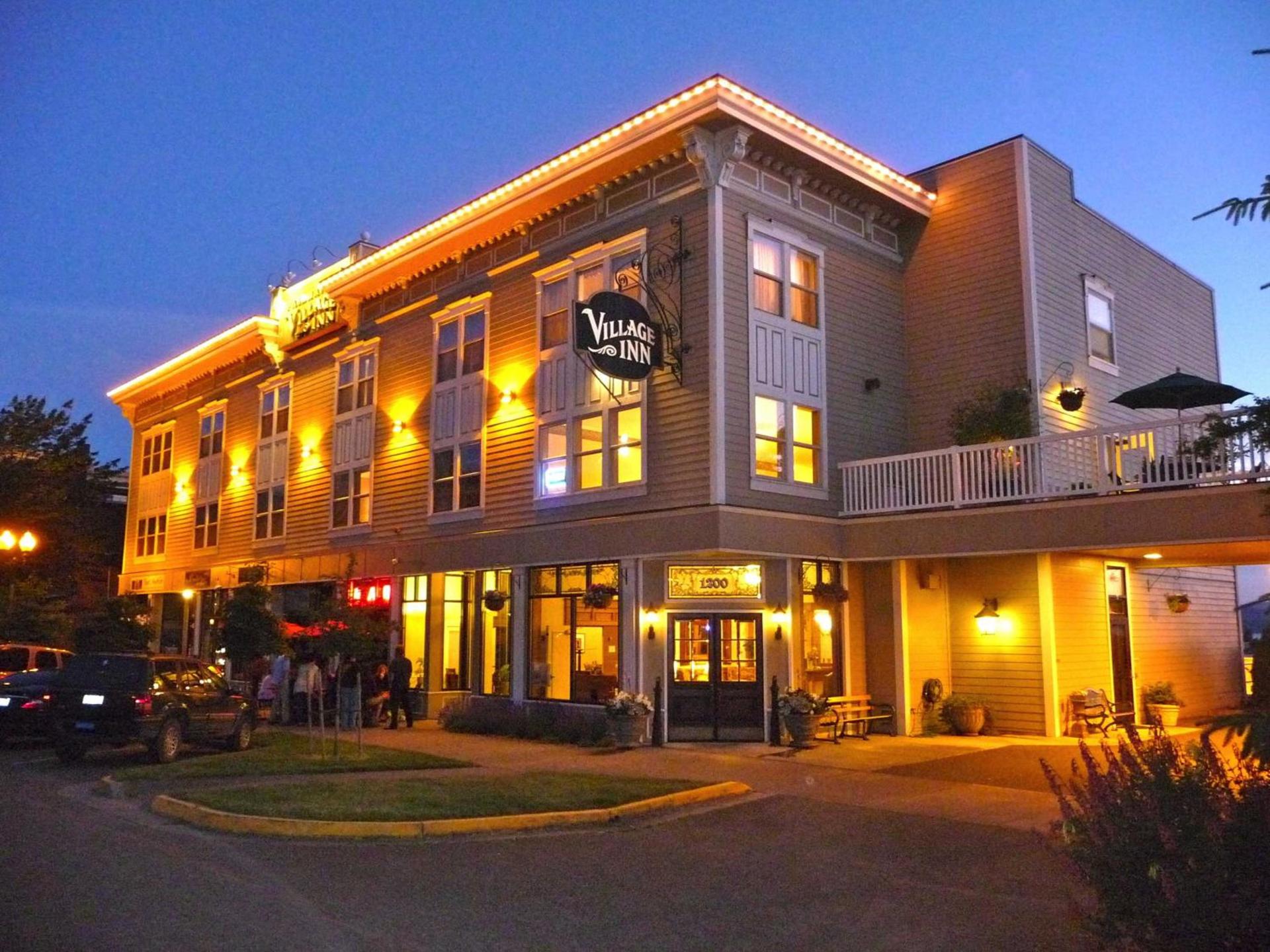 Fairhaven Village Inn photo 2