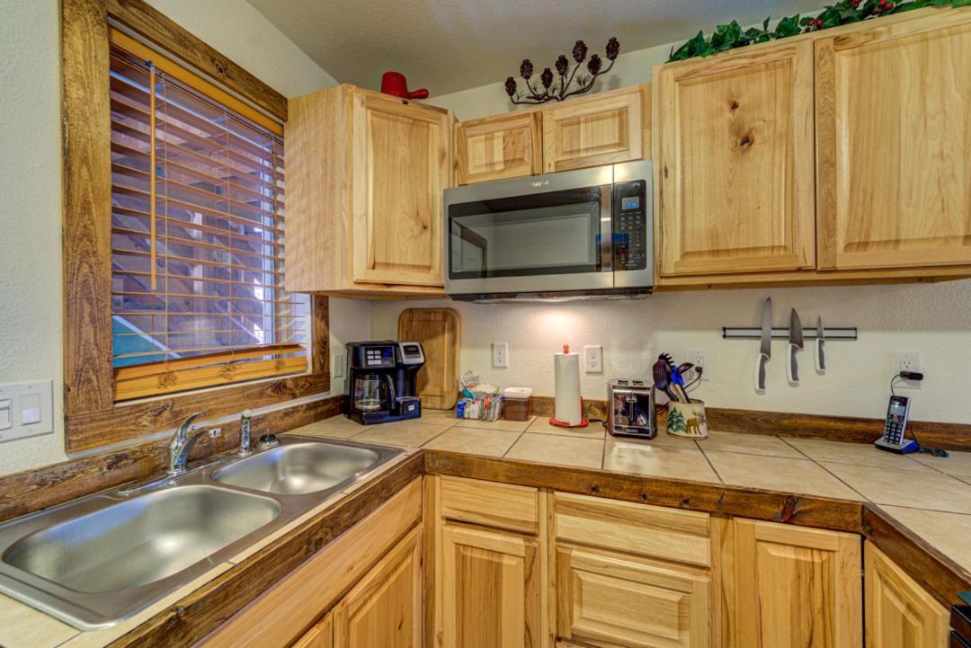 Green Mountain Falls Lodge photo 9