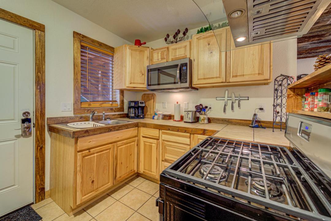 Green Mountain Falls Lodge photo 10