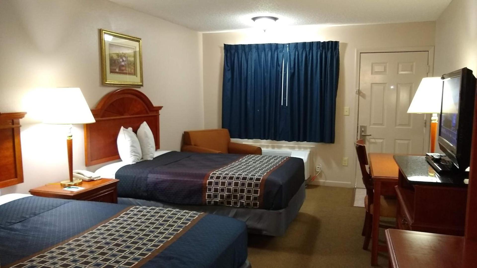 Carom Inn Denham Springs-BatonRouge photo 22