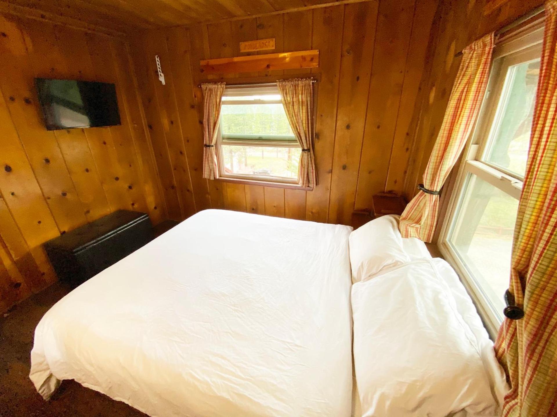 ITH Big Bear Lake Hostel & Lodge photo 34