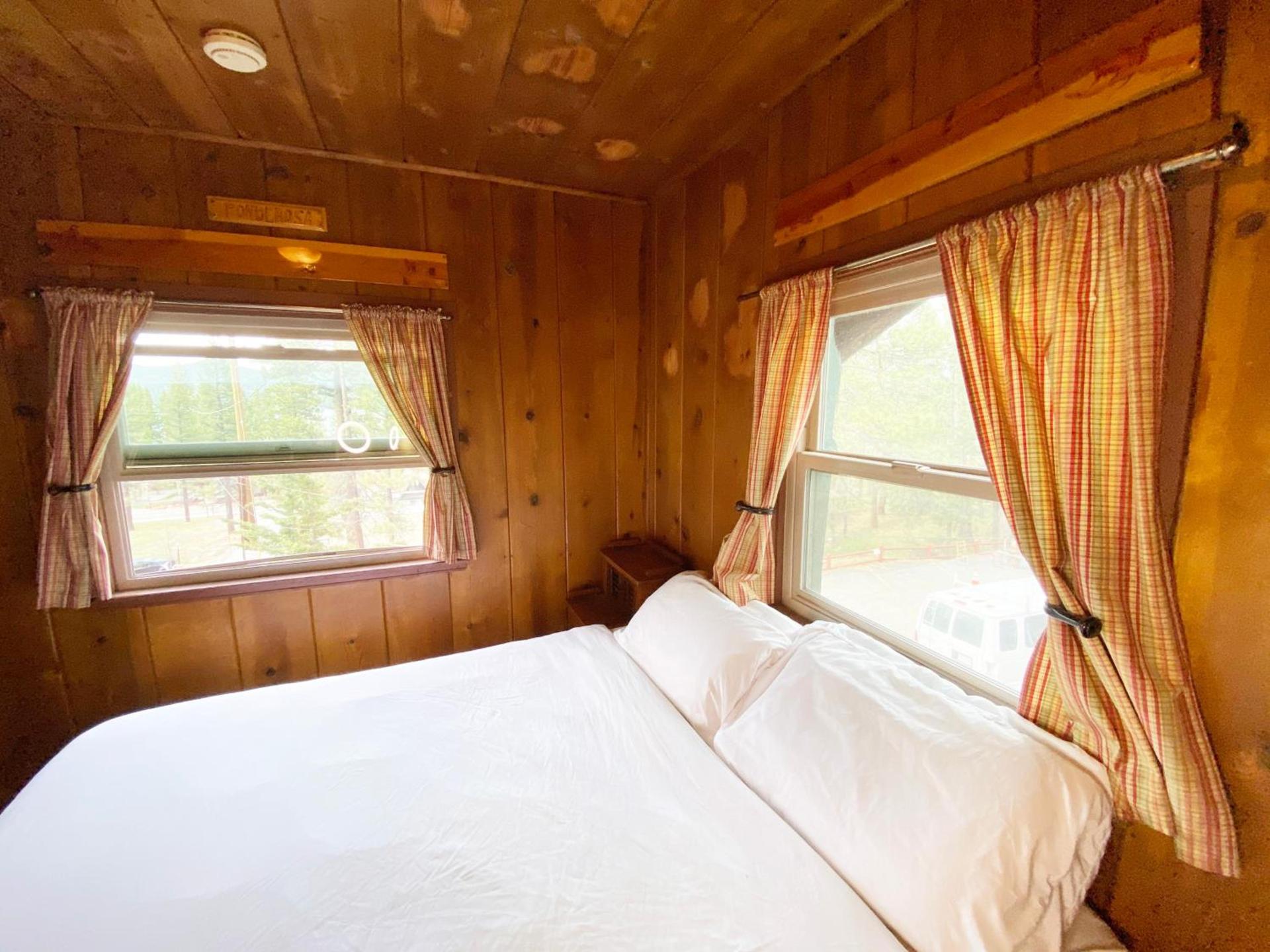 ITH Big Bear Lake Hostel & Lodge photo 24