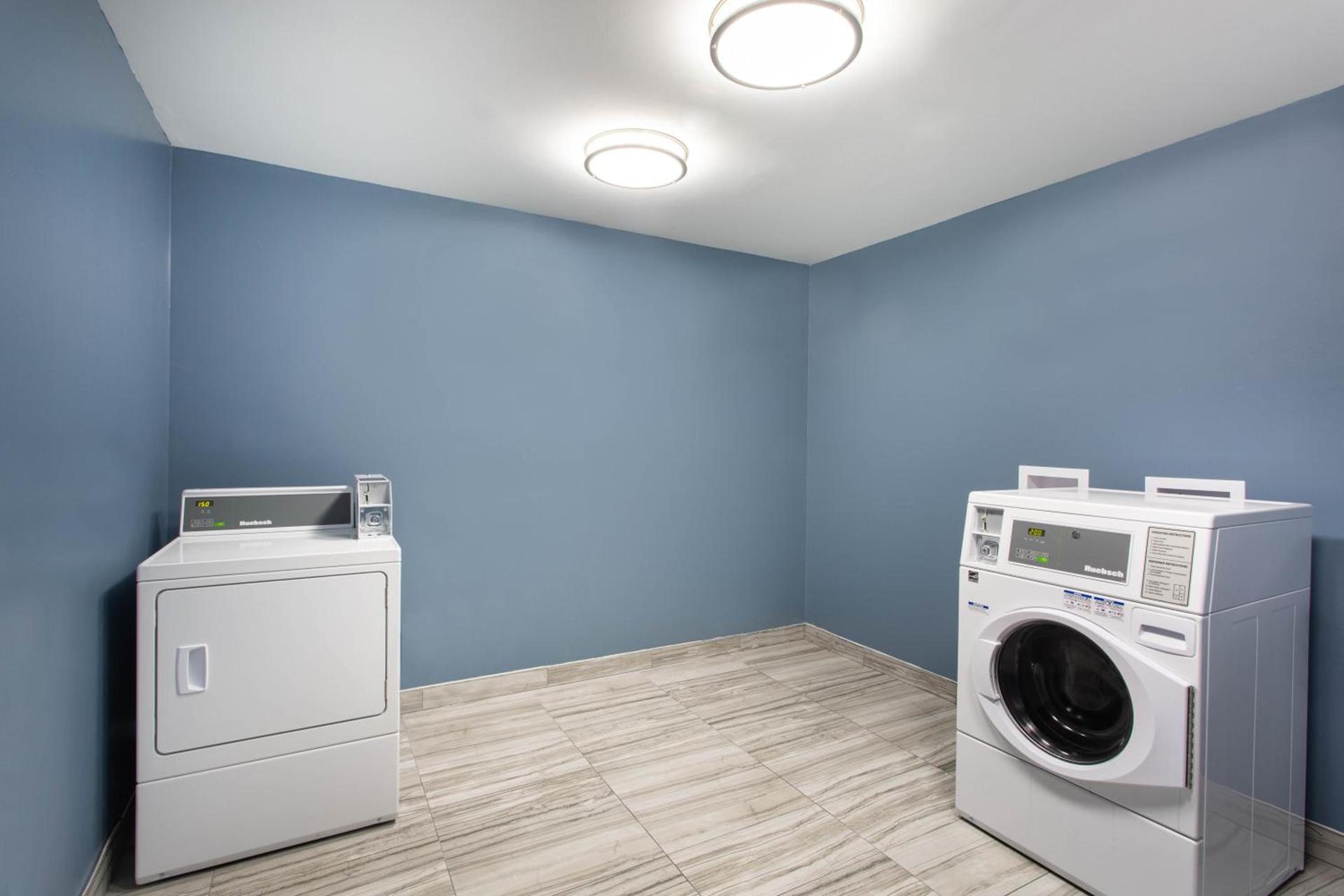 Clarion Pointe photo 27