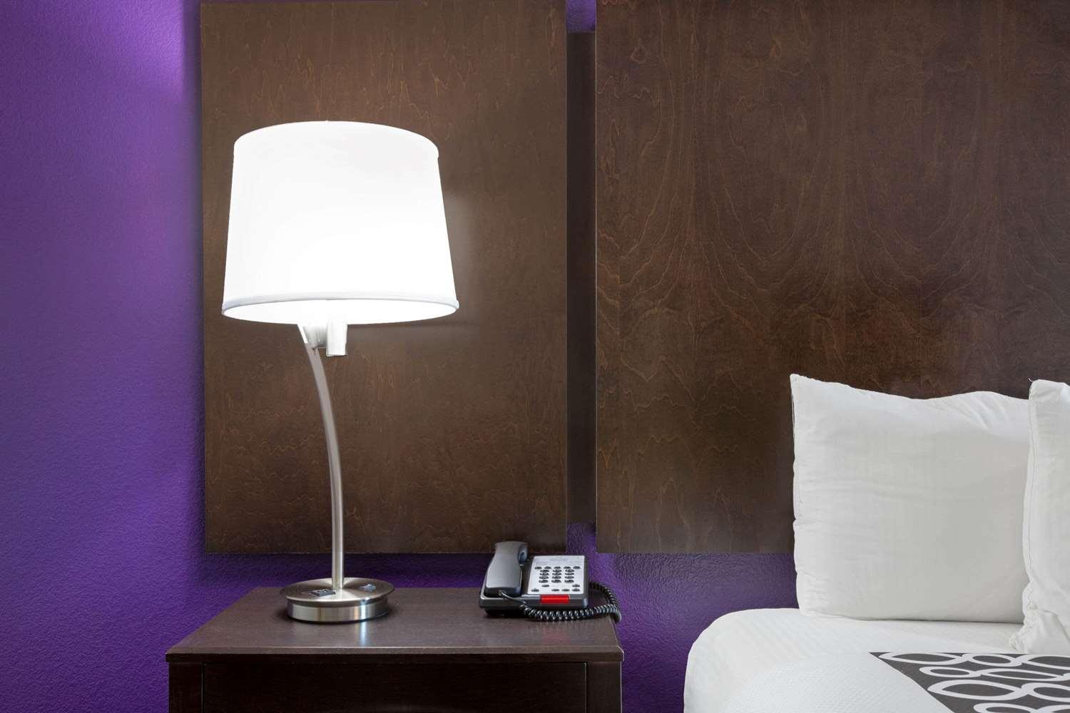 La Quinta Inn & Suites By Wyndham Houston Pasadena North photo 24