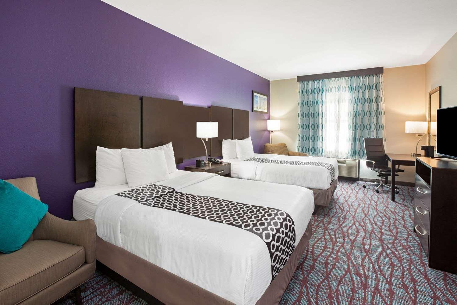 La Quinta Inn & Suites By Wyndham Houston Pasadena North photo 25