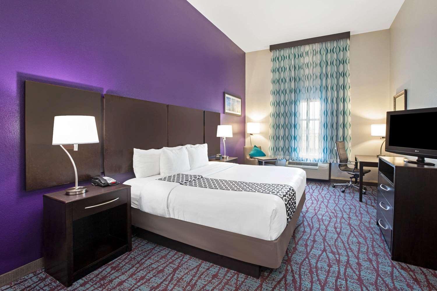 La Quinta Inn & Suites By Wyndham Houston Pasadena North photo 26