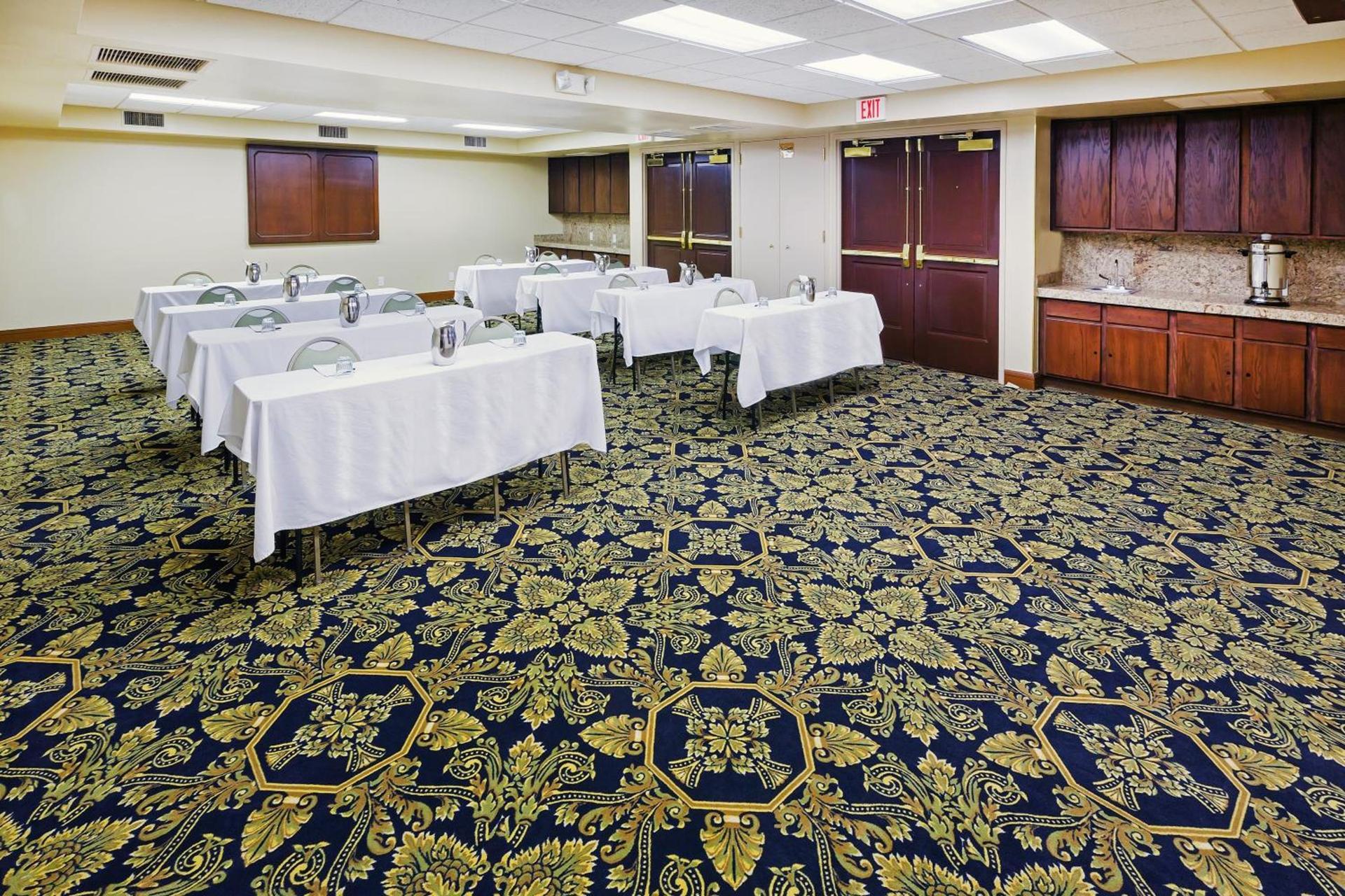 Radisson Hotel El Paso Airport photo 54