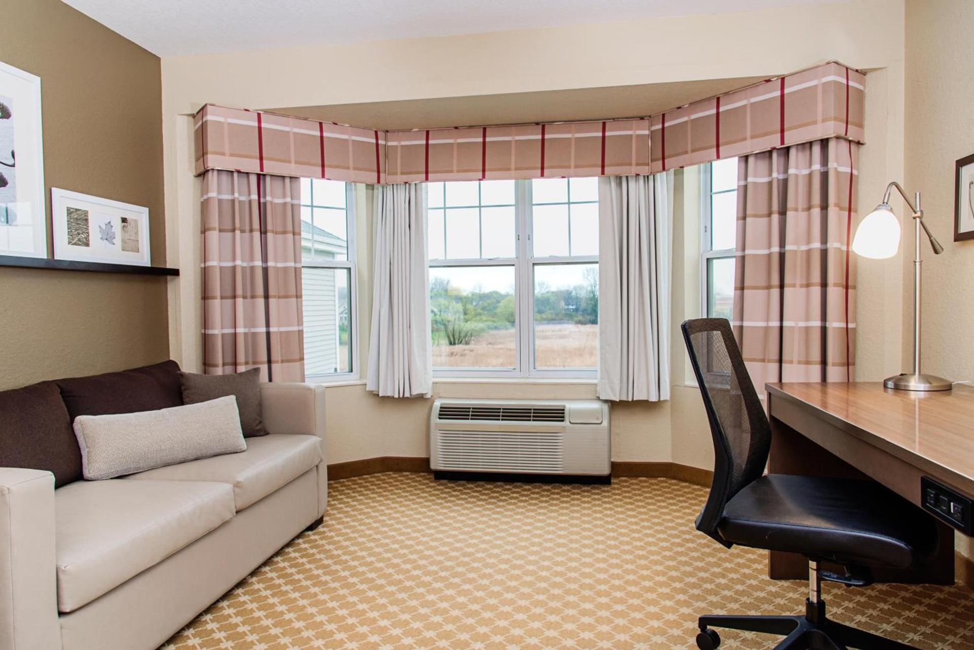 Country Inn & Suites by Radisson, Milwaukee West Brookfield , WI photo 20