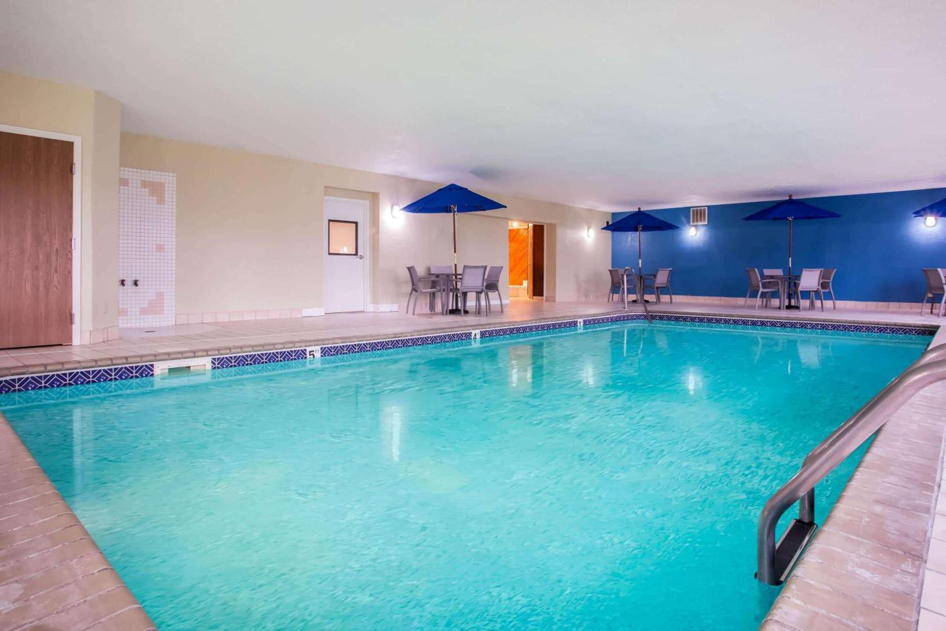 Travelodge by Wyndham Wahpeton photo 11