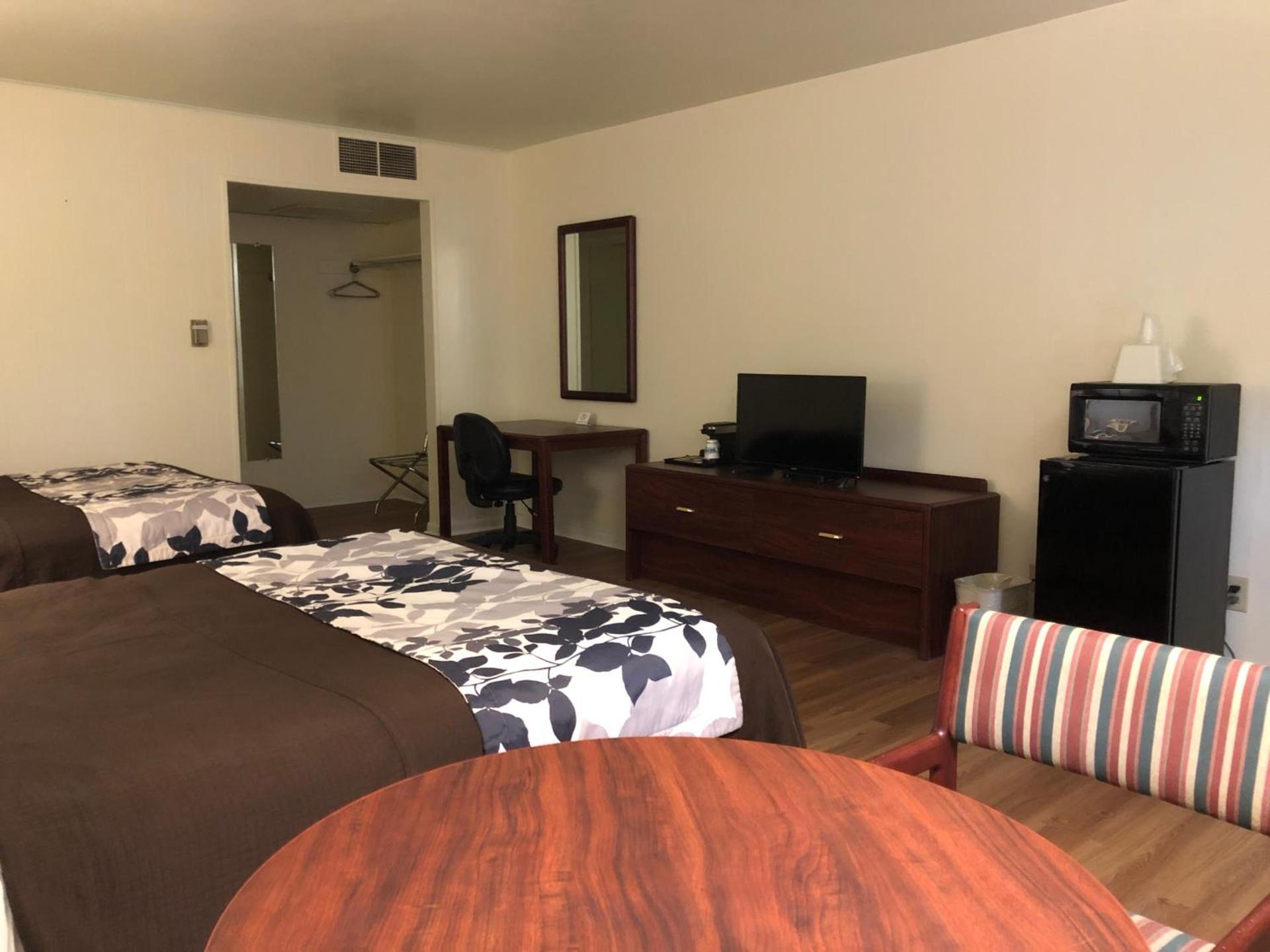 The Budget Inn Express photo 11