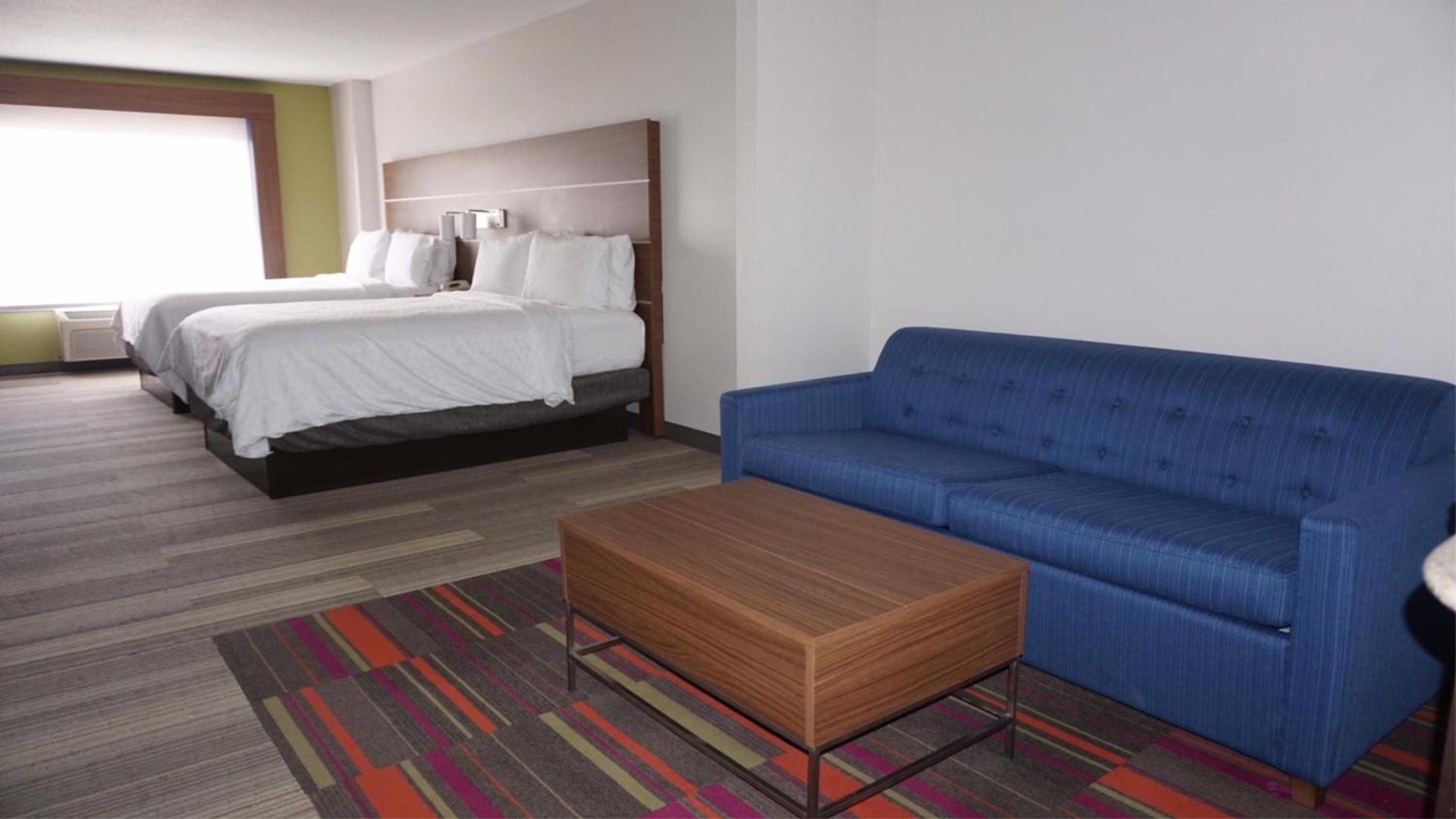 Holiday Inn Express Hotel & Suites Greensboro-East by IHG photo 27
