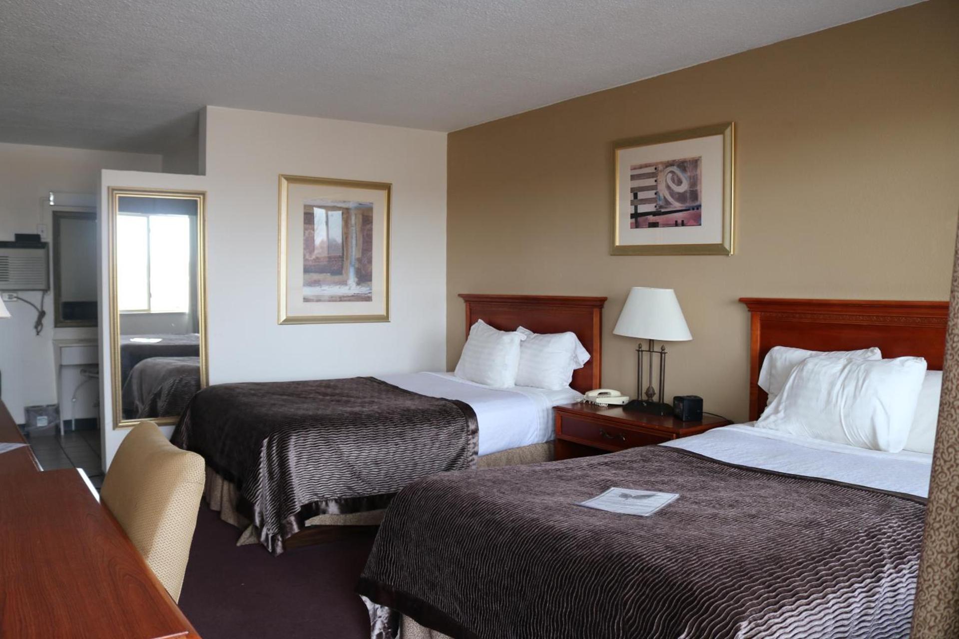 Dakota Inn photo 2