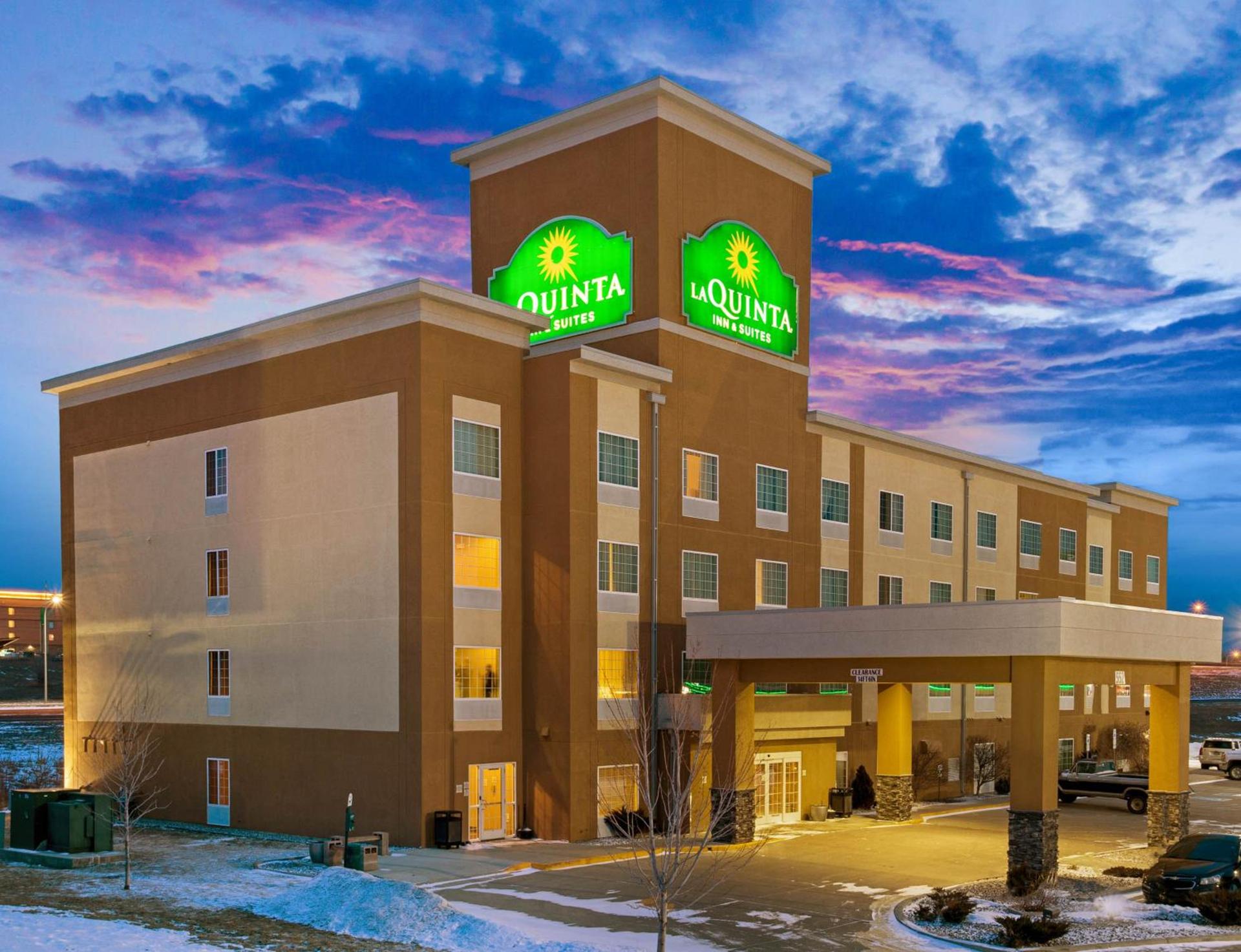 La Quinta by Wyndham Dickinson photo 33